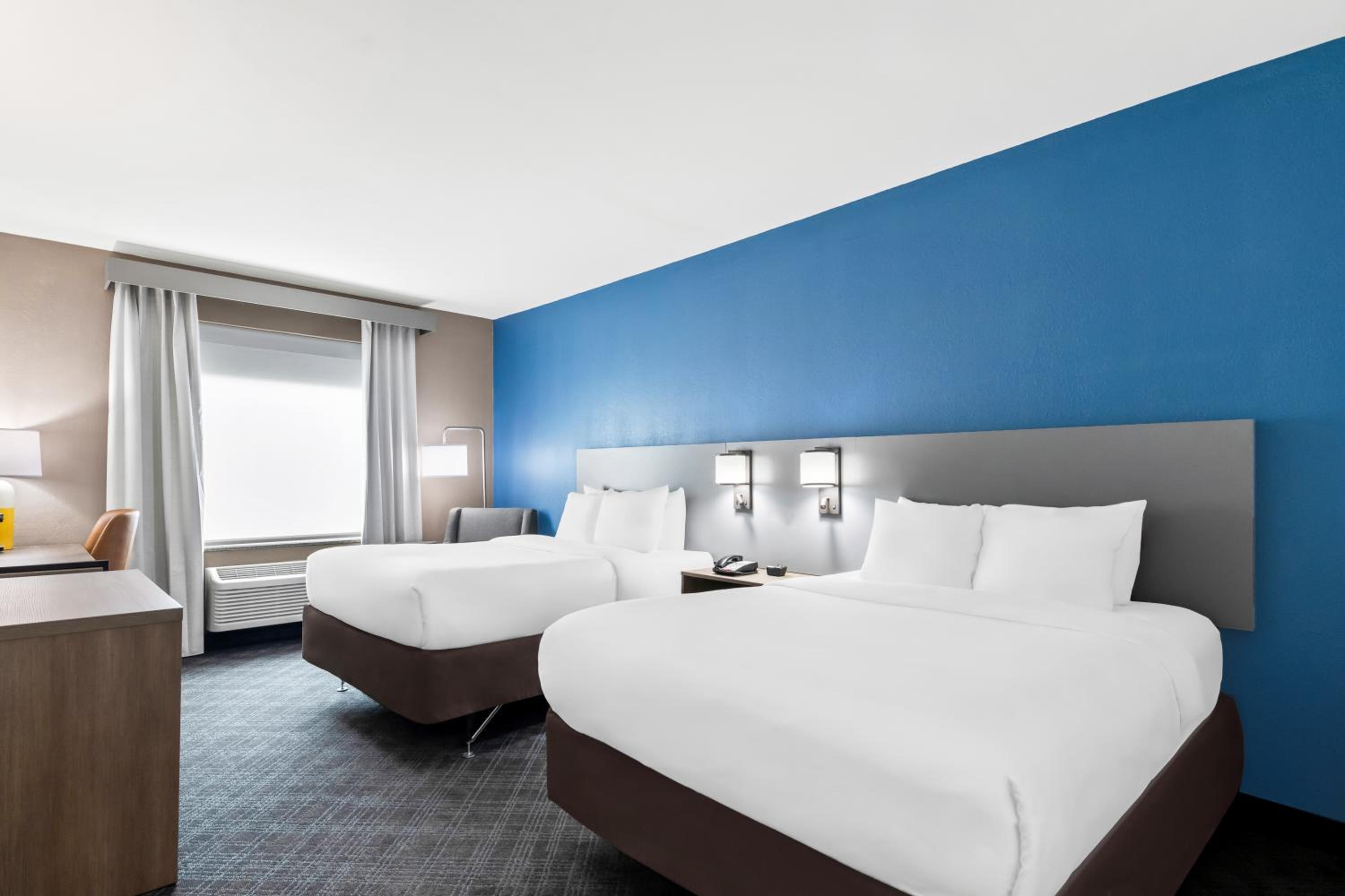 Queen Room with Two Queen Beds - Accessible/Non-Smoking  photo 1