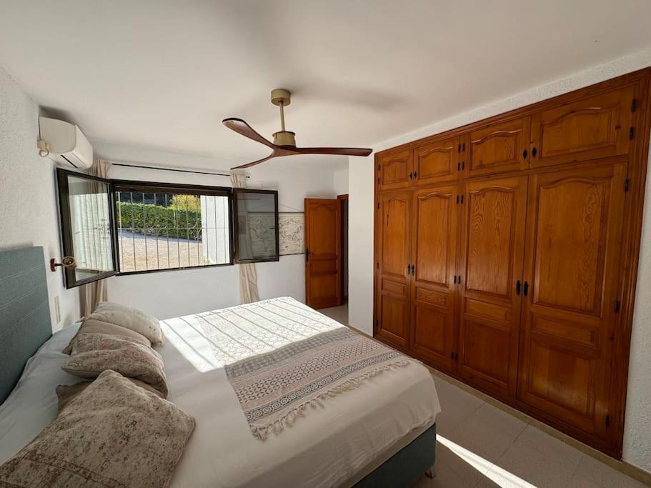 Villa de Tres Habitaciones