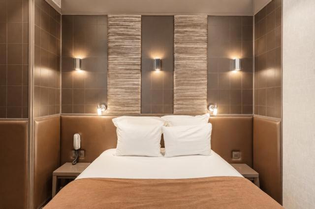 Deluxe Single Room photo 3