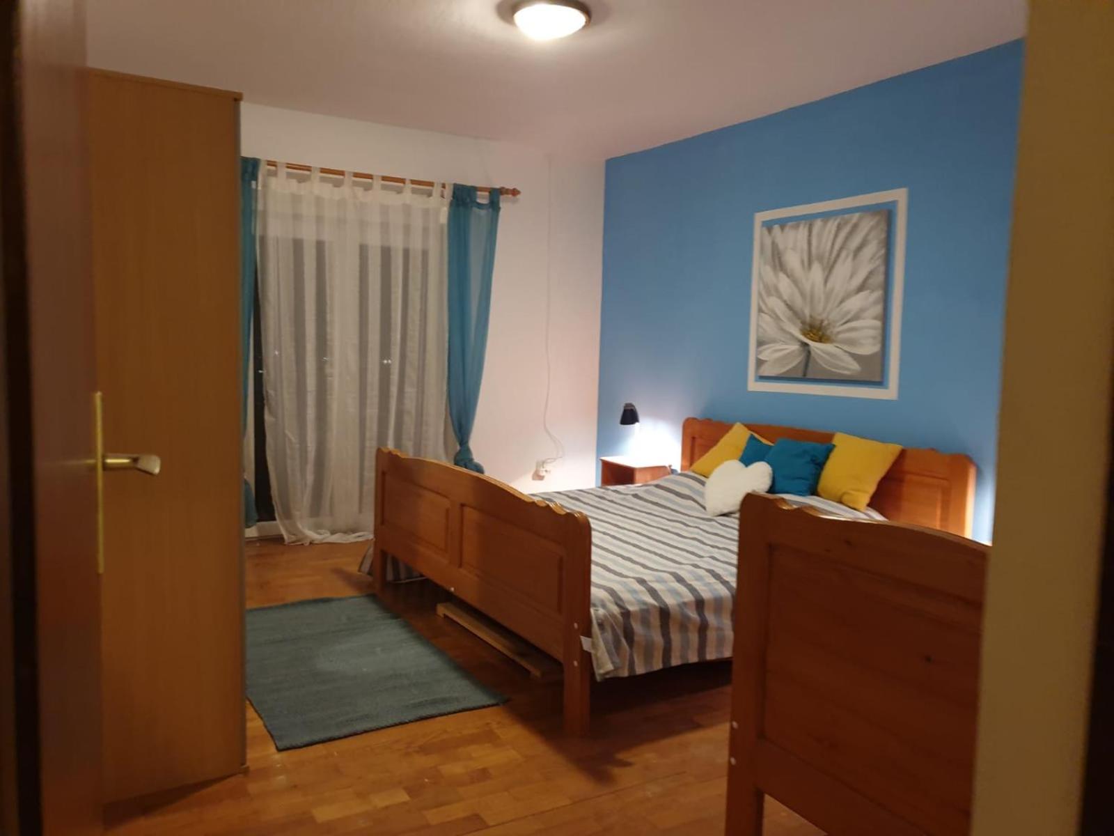 One-Bedroom Apartment with Sea View