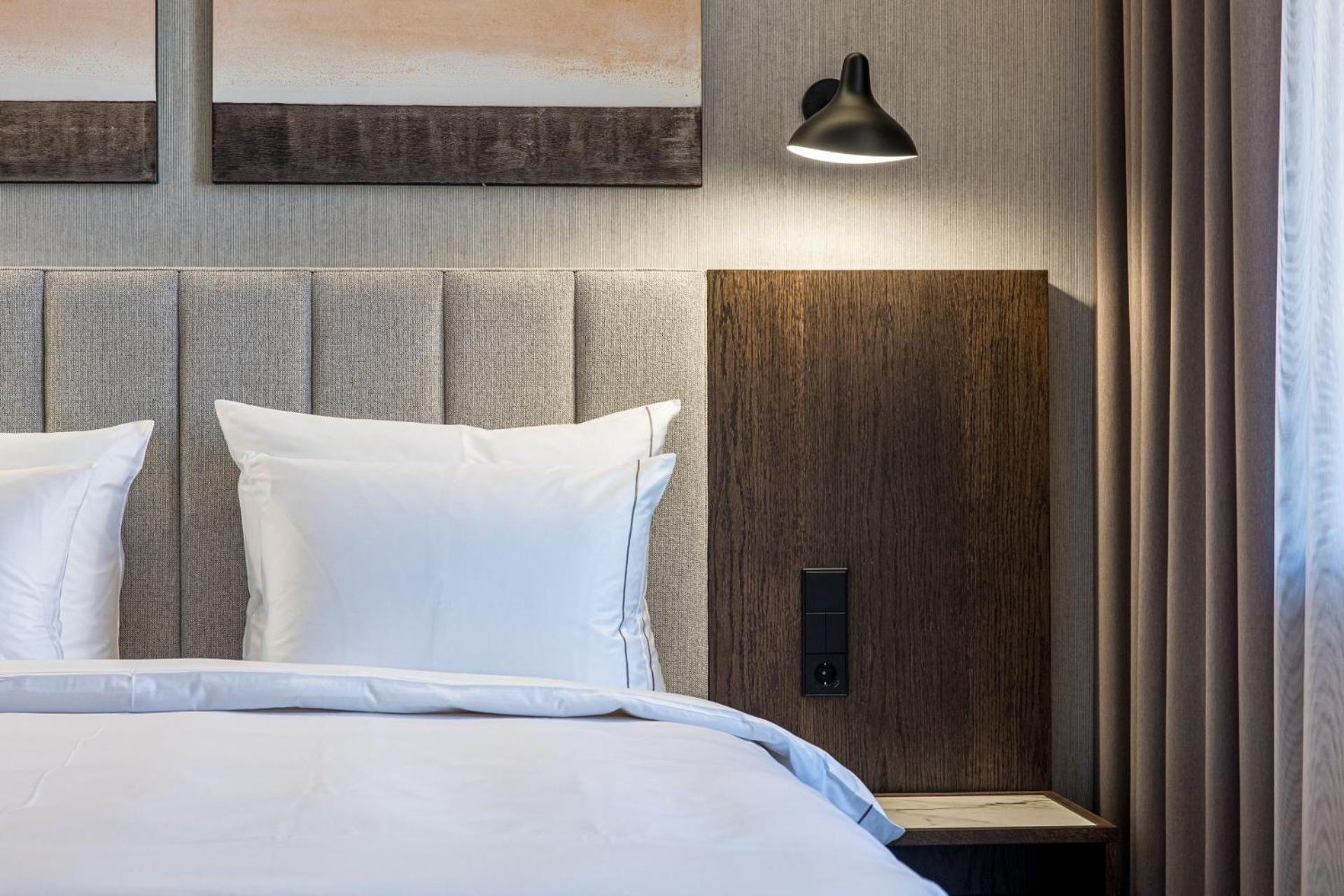 Superior Double Room with Spa Access - “Vandenis Suites” building - Photo 1