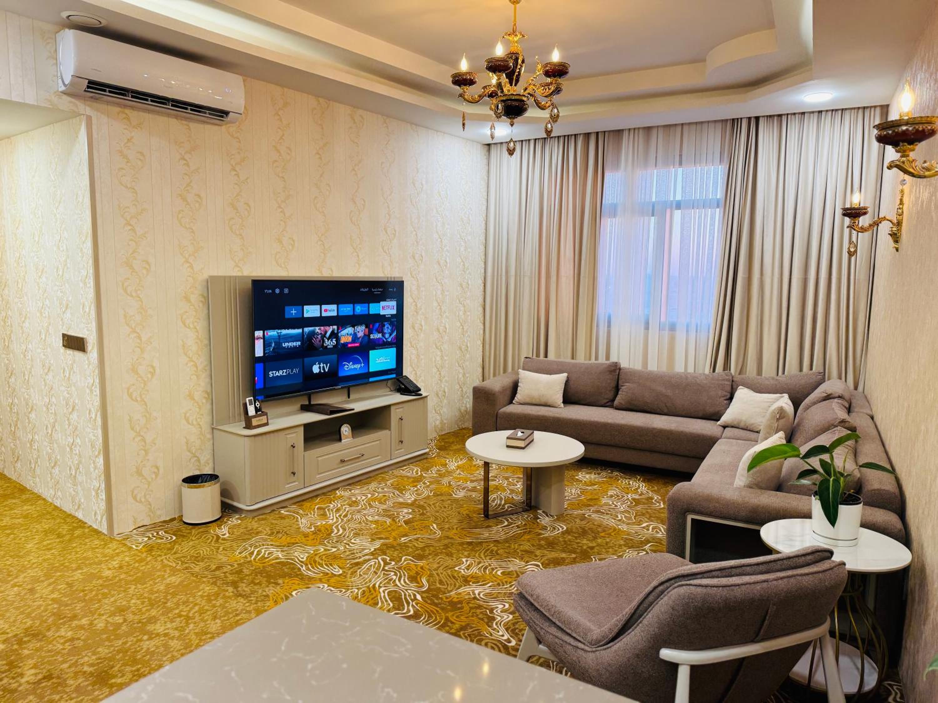 Two-Bedroom Suite photo 1