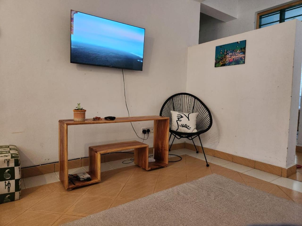 One-Bedroom Apartment photo 3