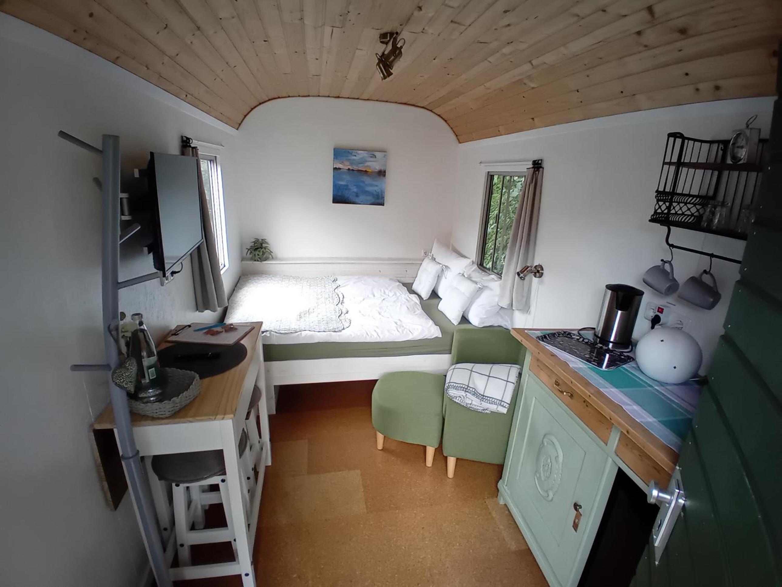 Mobile Home photo 1