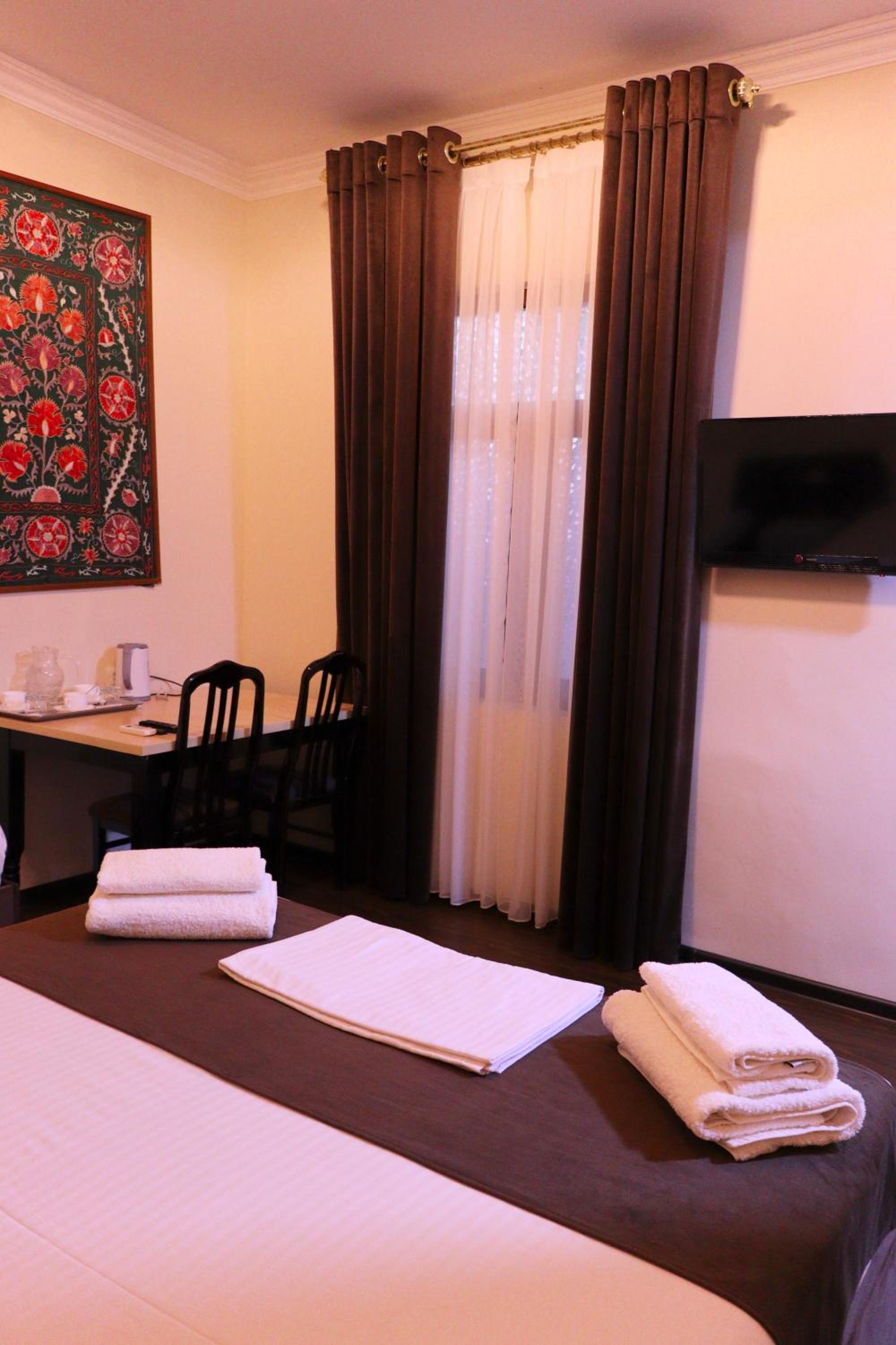 Superior Triple Room photo 3