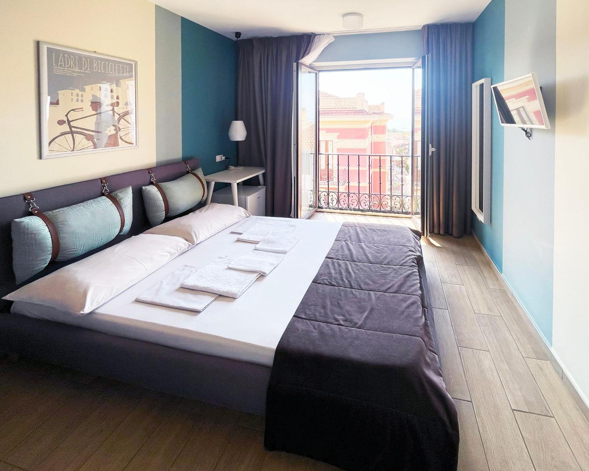 Budget Double Room photo 2