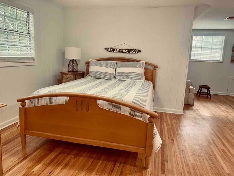 Three-Bedroom House photo 1