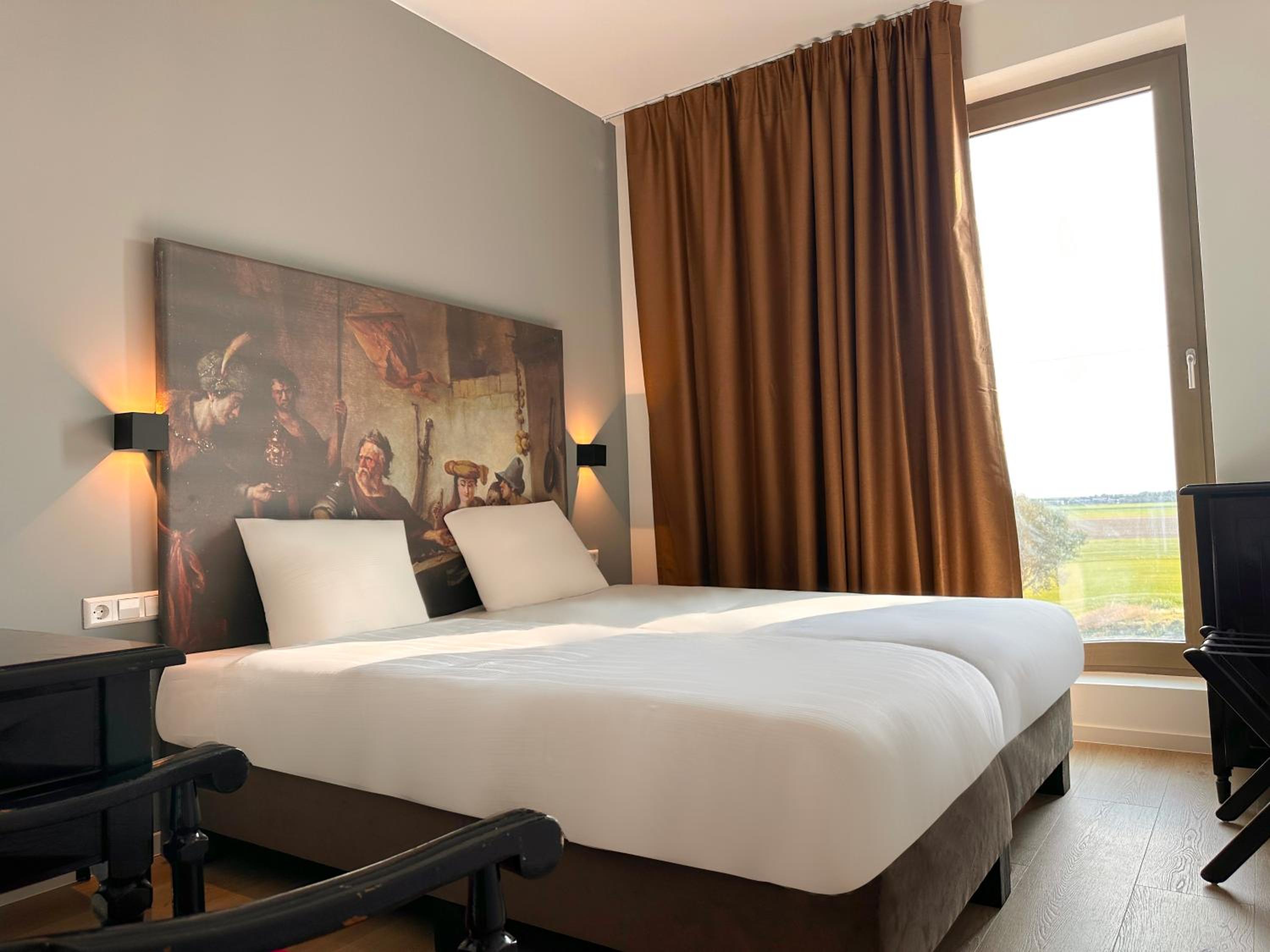 Double Room with Private Bathroom - Photo 3