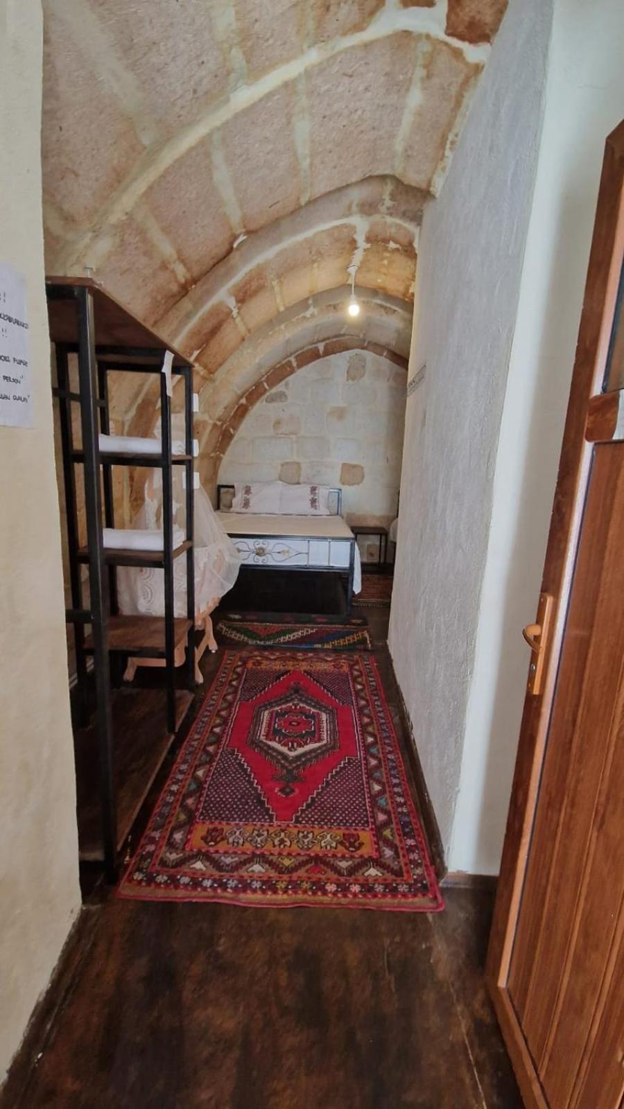 Triple Room with Shower - Photo 10