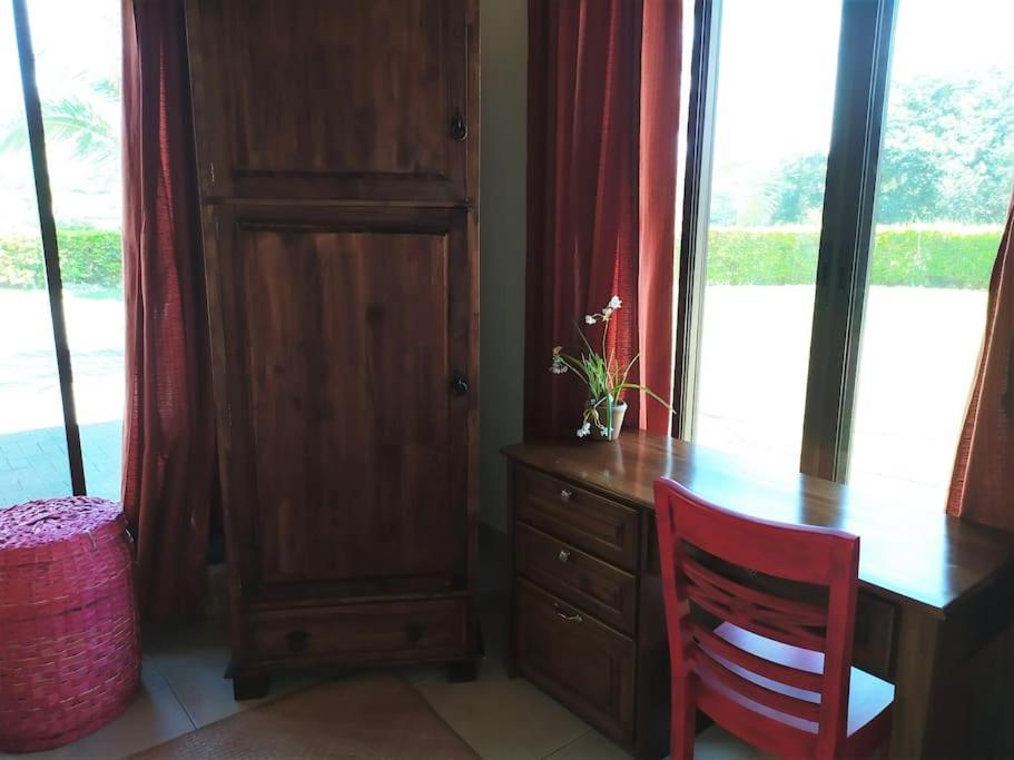 Three-Bedroom House photo 2