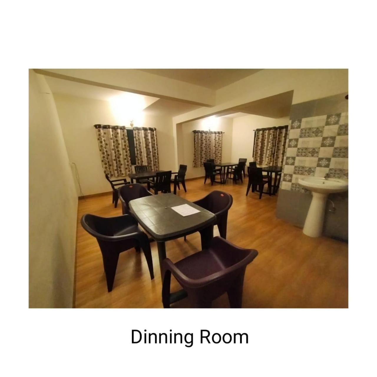 Standard Double Room With Fan photo 2