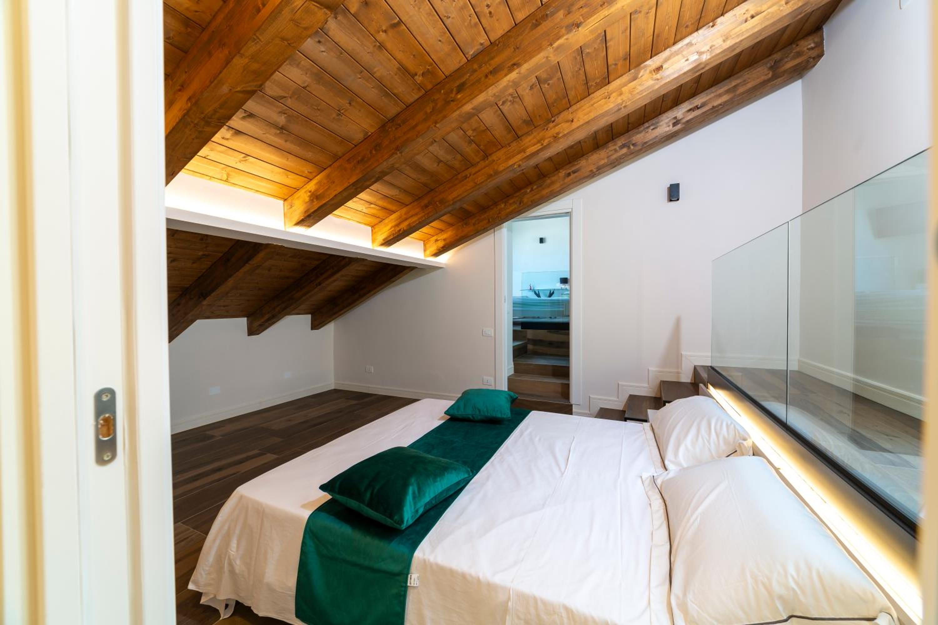 Double Room with Balcony and Sea View photo 3