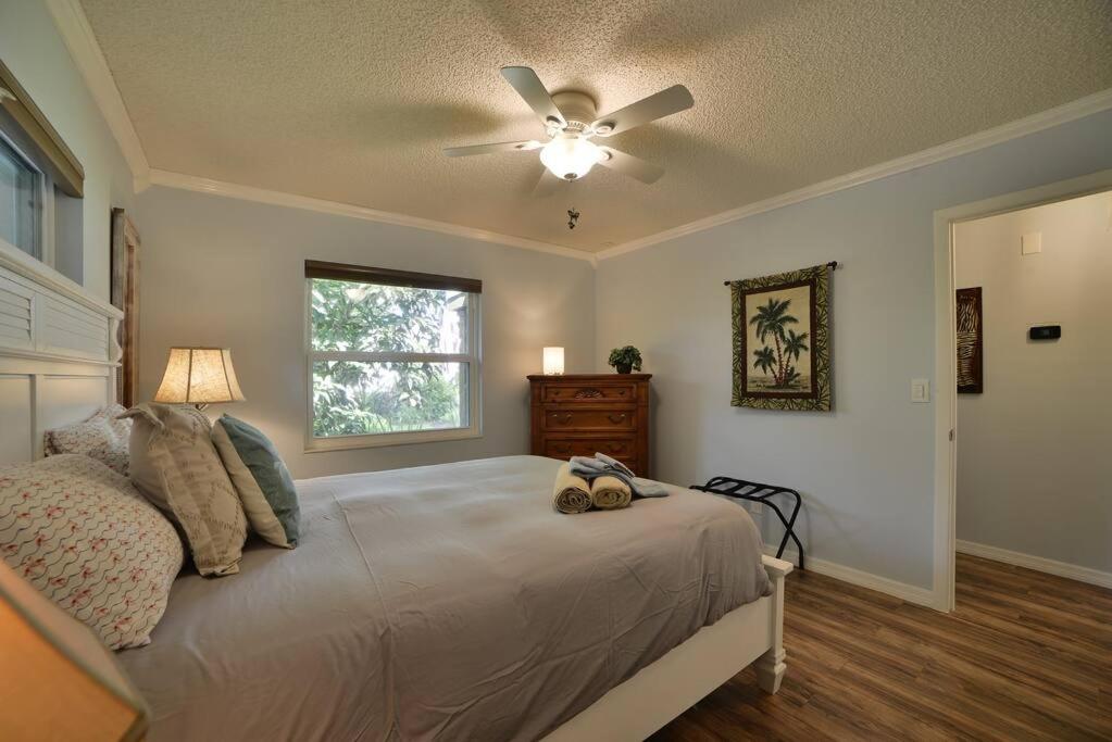 Two-Bedroom House photo 3