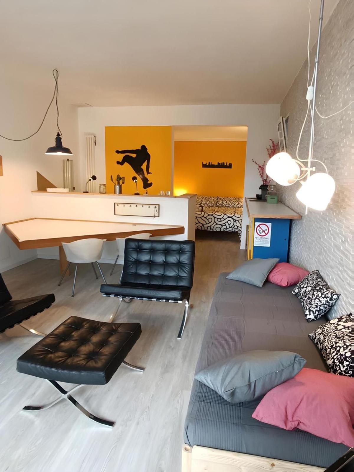 One-Bedroom House photo 1