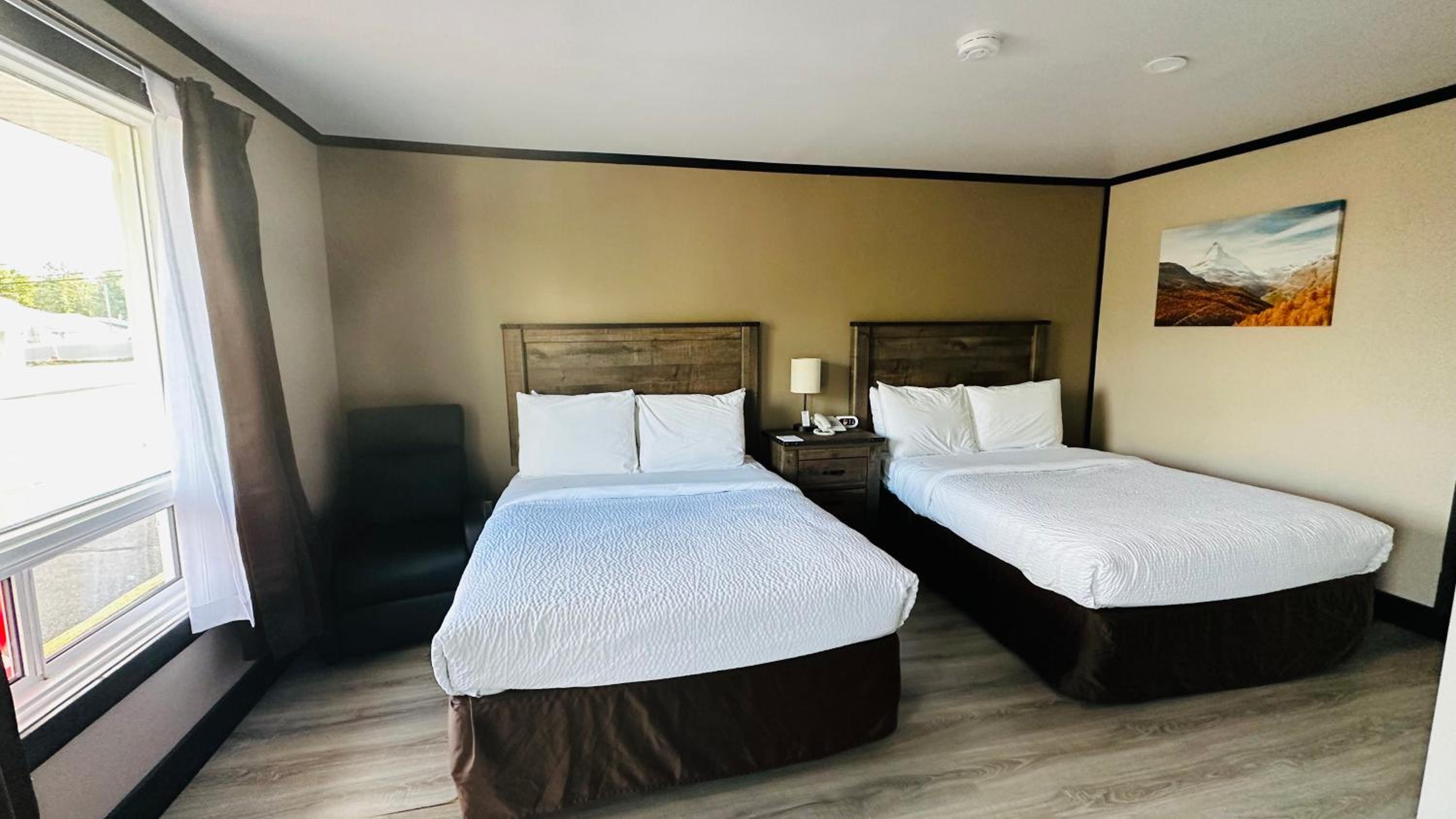Standard Double Suite photo 3