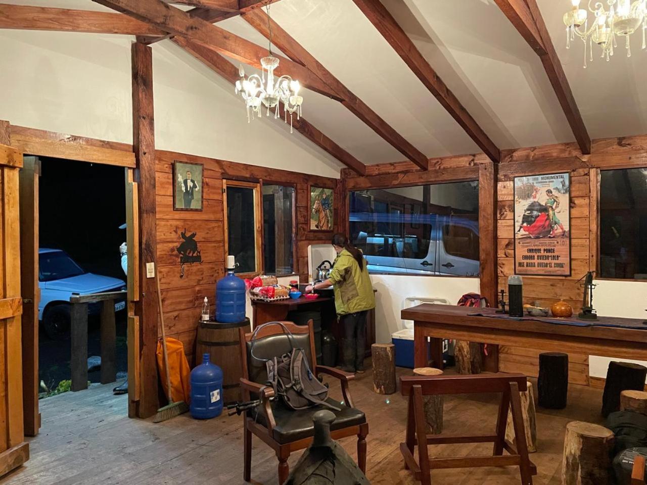 Mobile Home photo 2