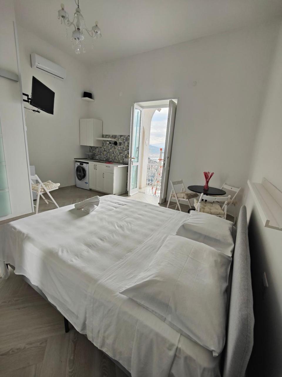 Deluxe Double Room with Sea View