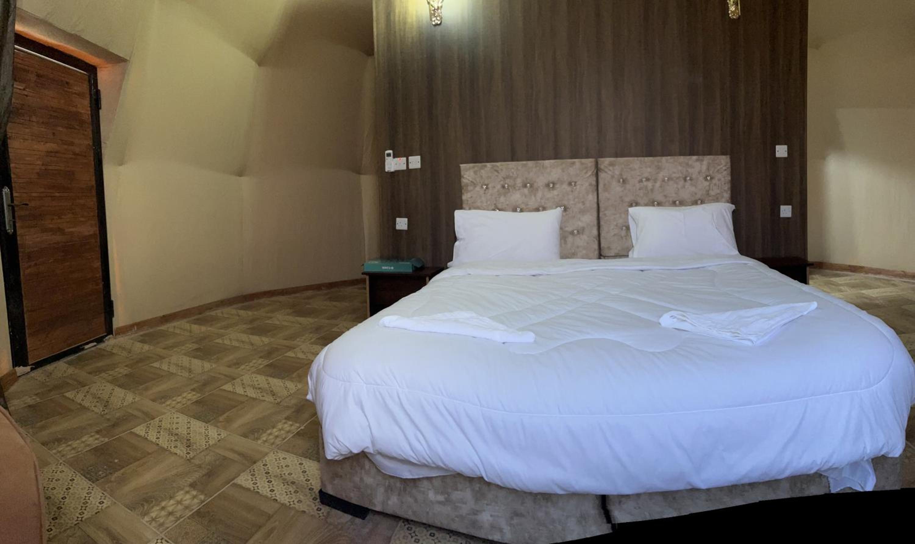 Quadruple Room with Mountain View photo 2