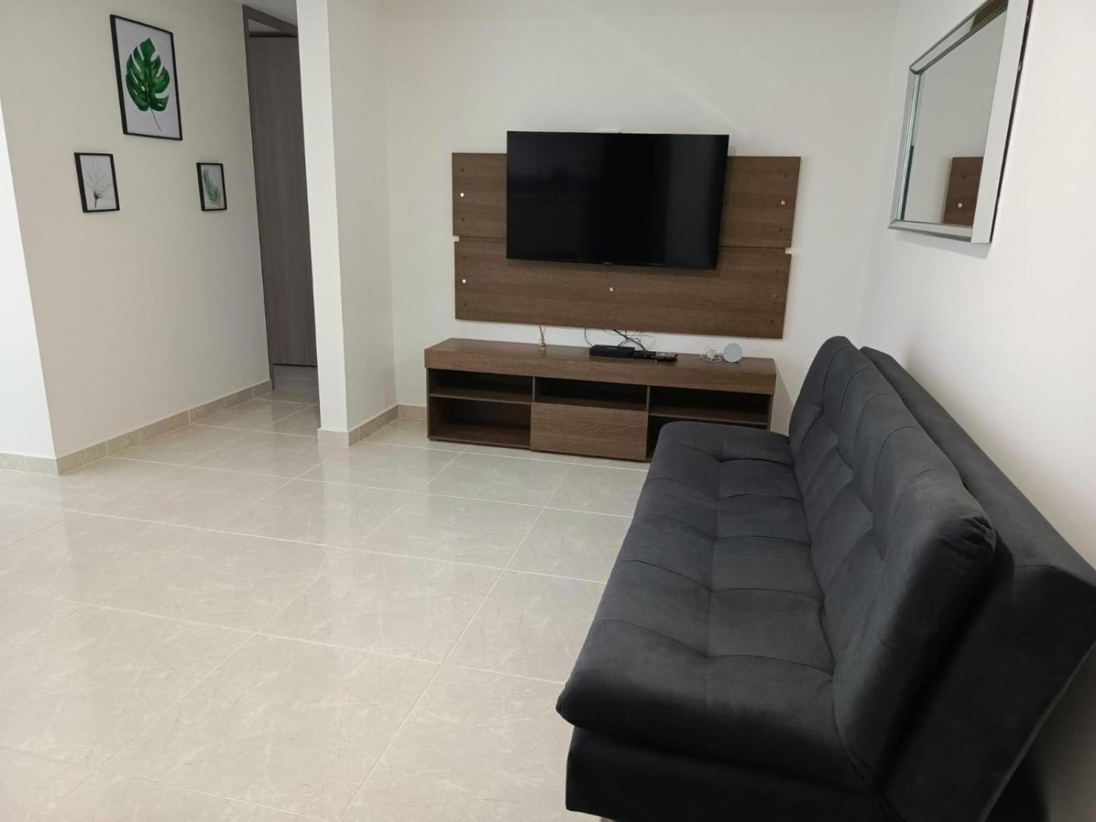 Three-Bedroom Apartment with Balcony photo 1