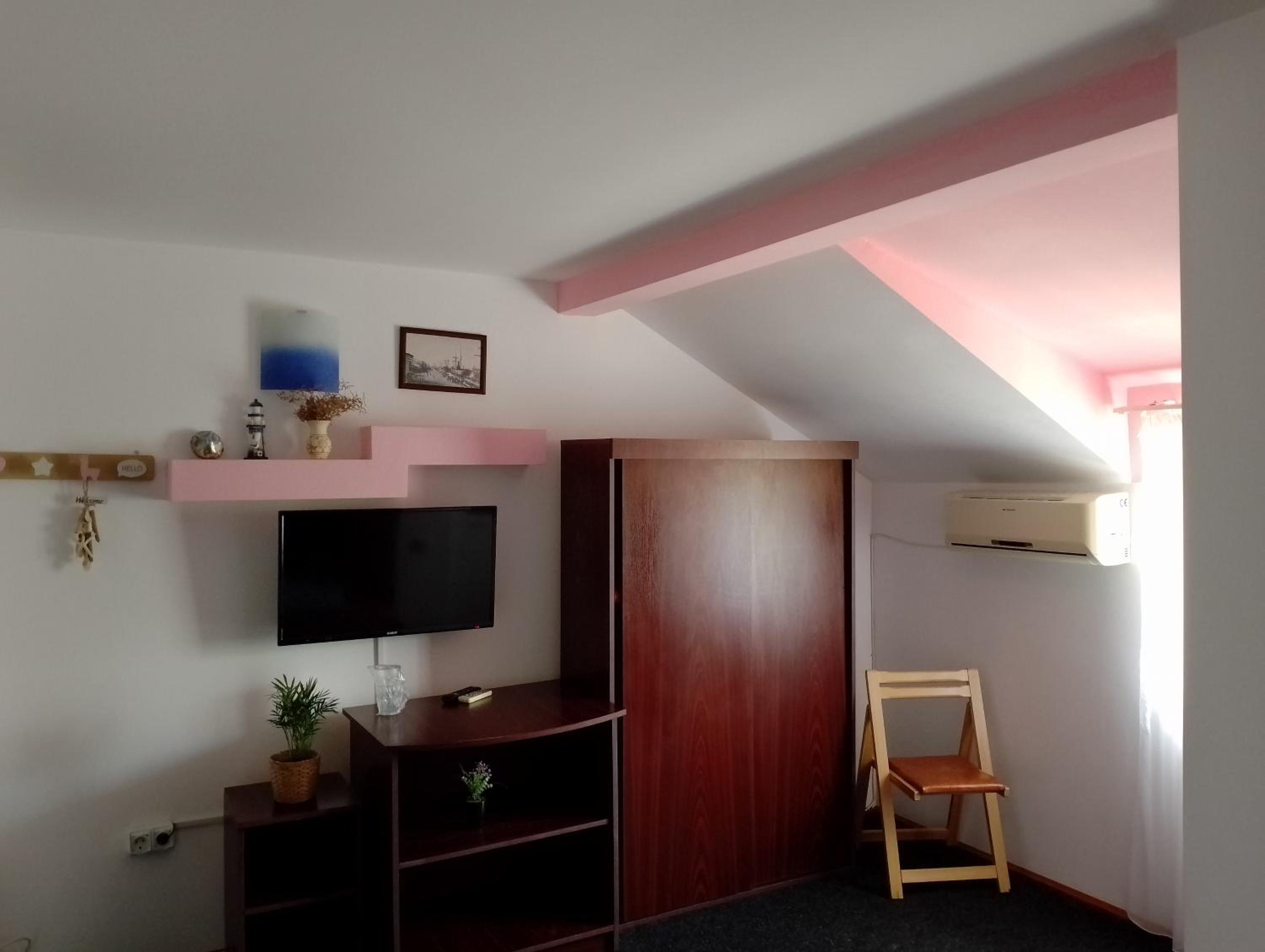 Economy Double Room - Photo 2