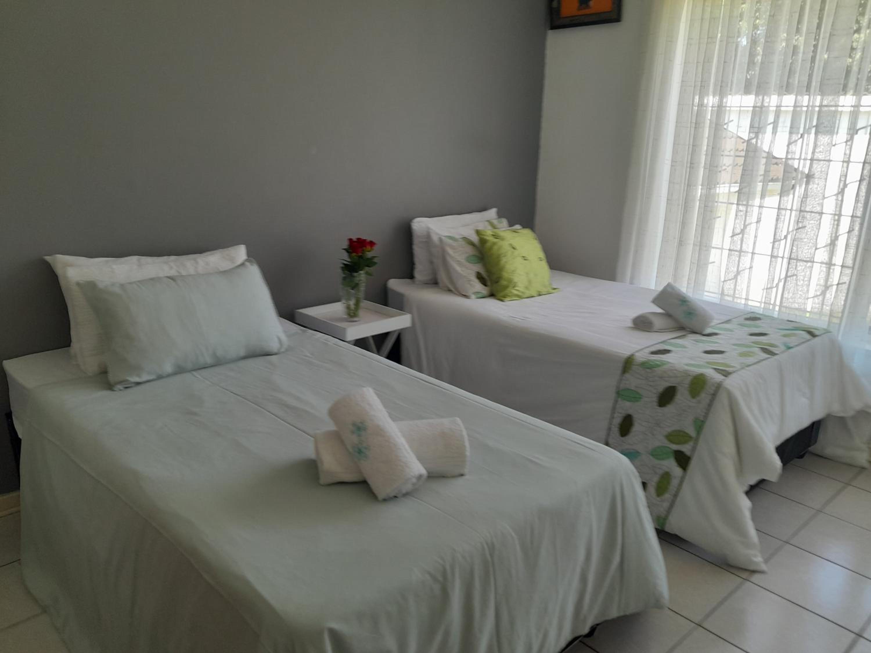 Four-Bedroom House photo 1