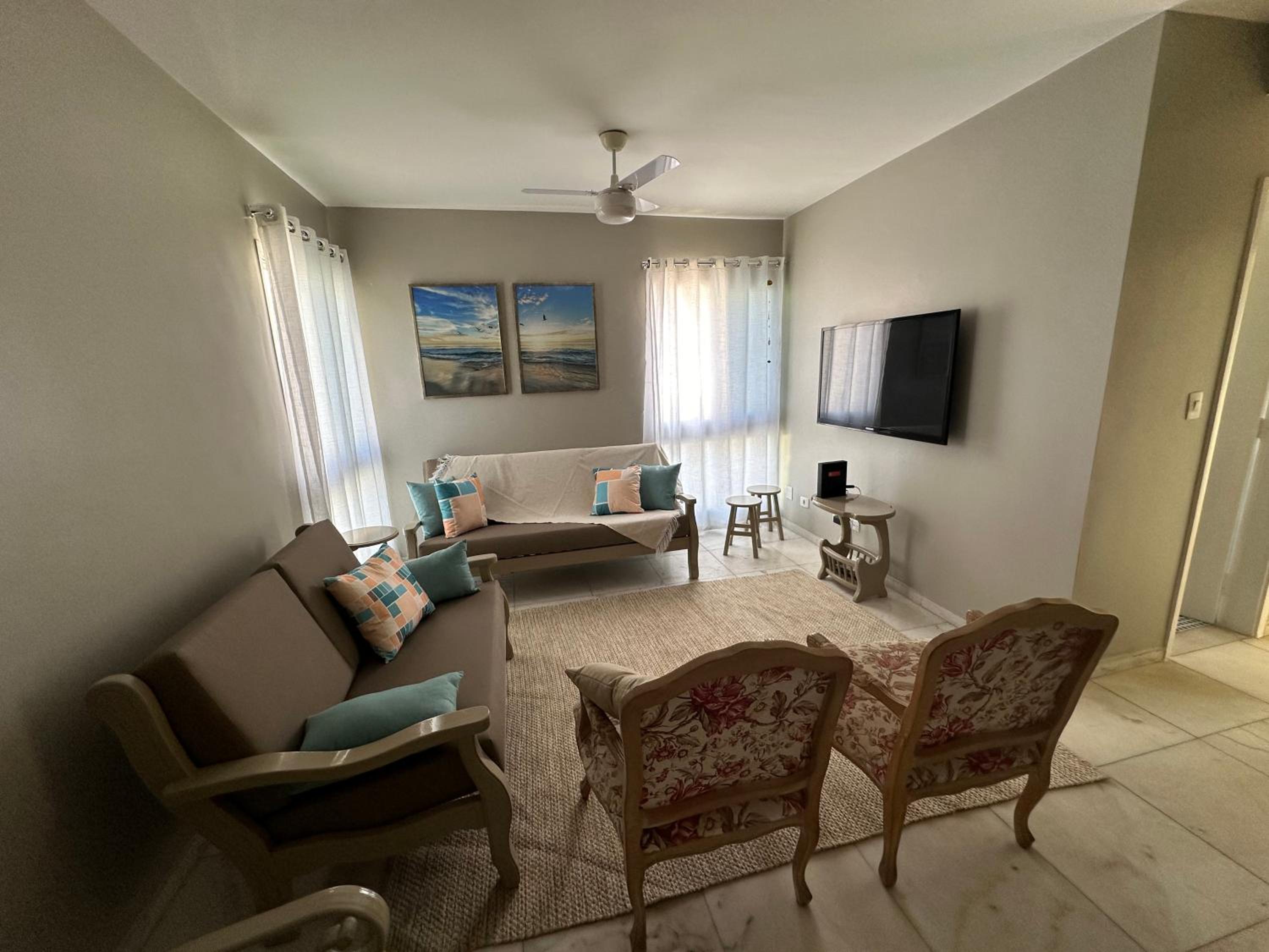 Three-Bedroom Apartment photo 1