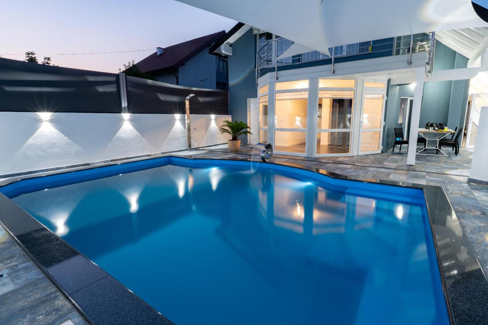 Two-Bedroom Villa photo 3