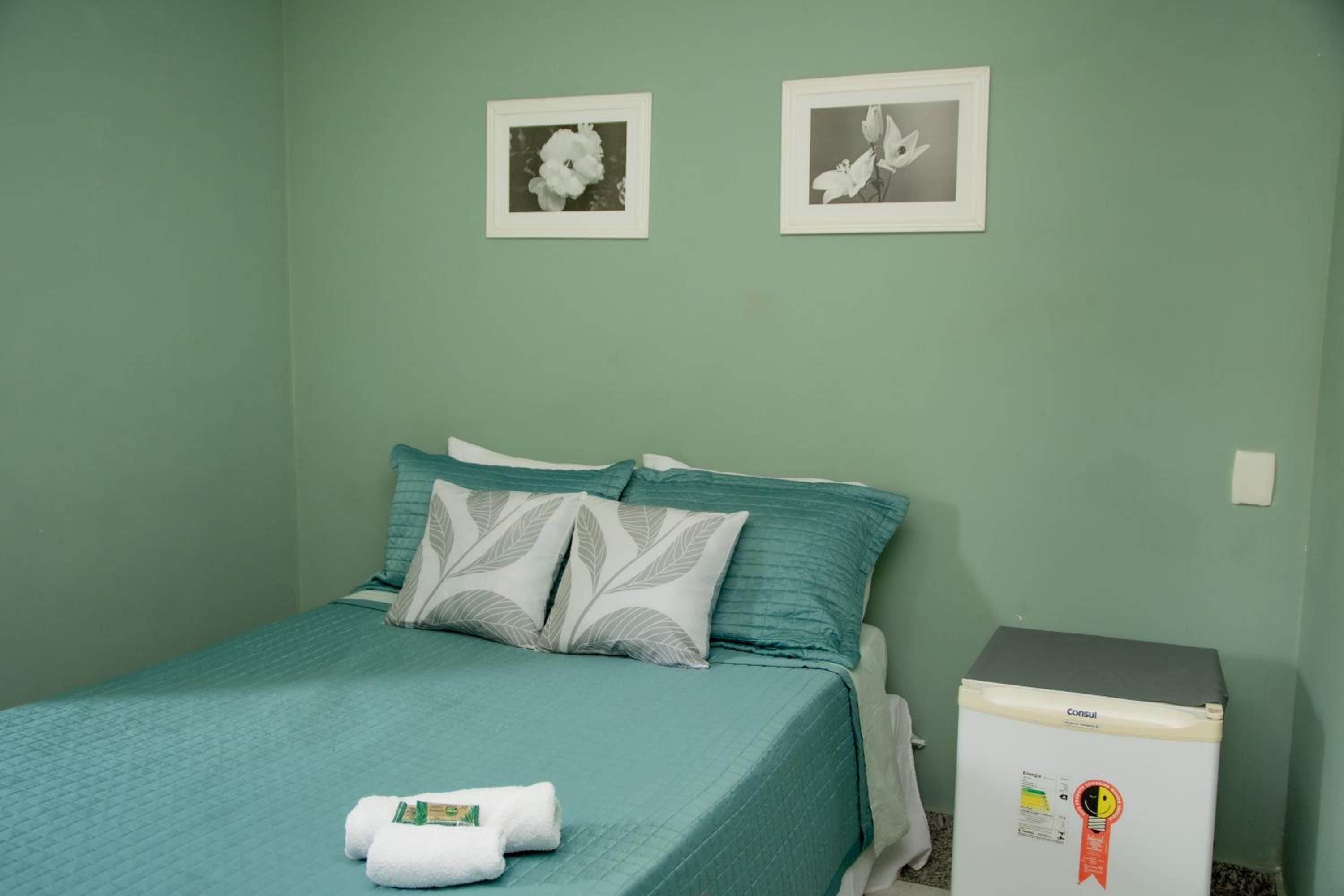 Family Room photo 3