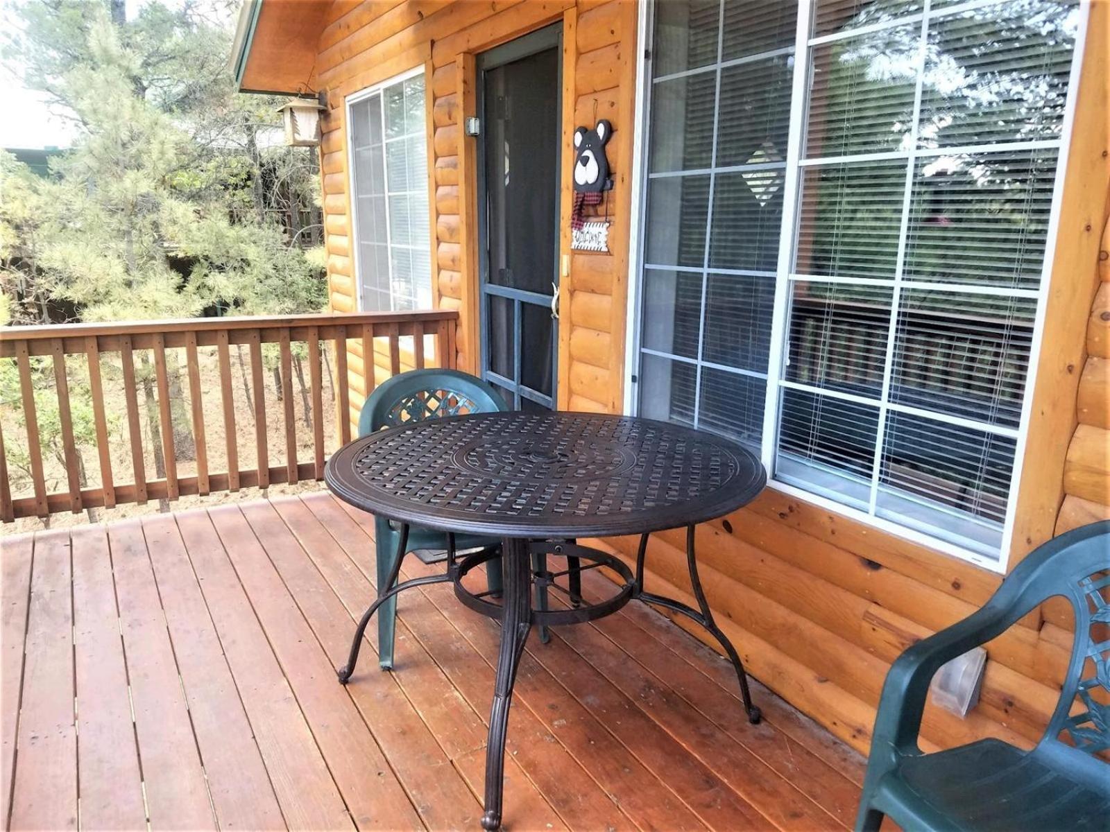 Three-Bedroom Vacation Home photo 2