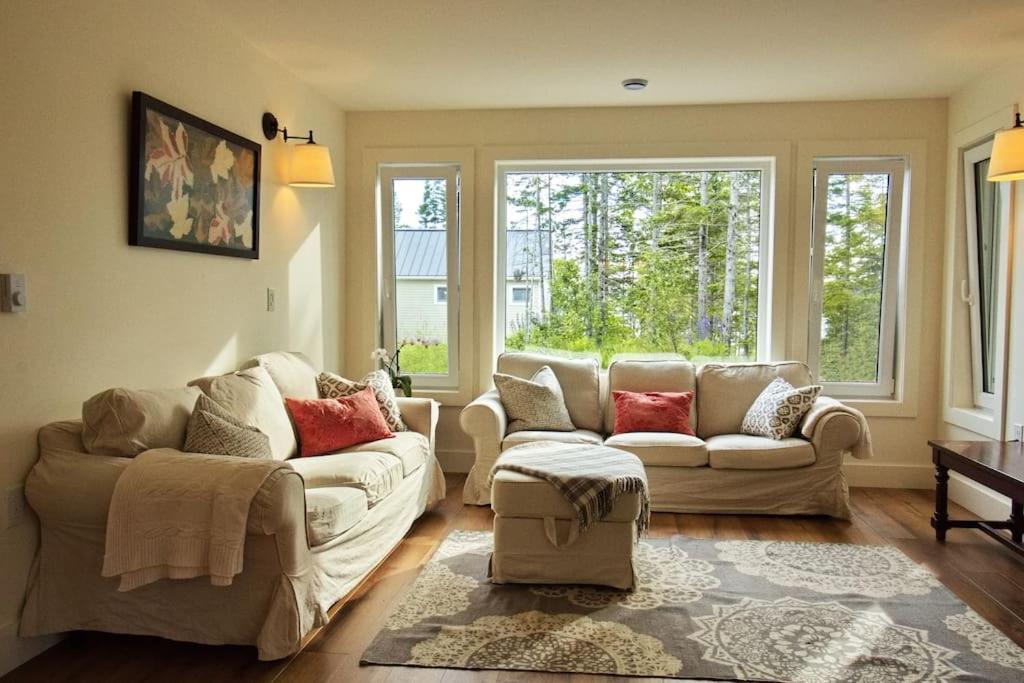 Two-Bedroom House photo 1