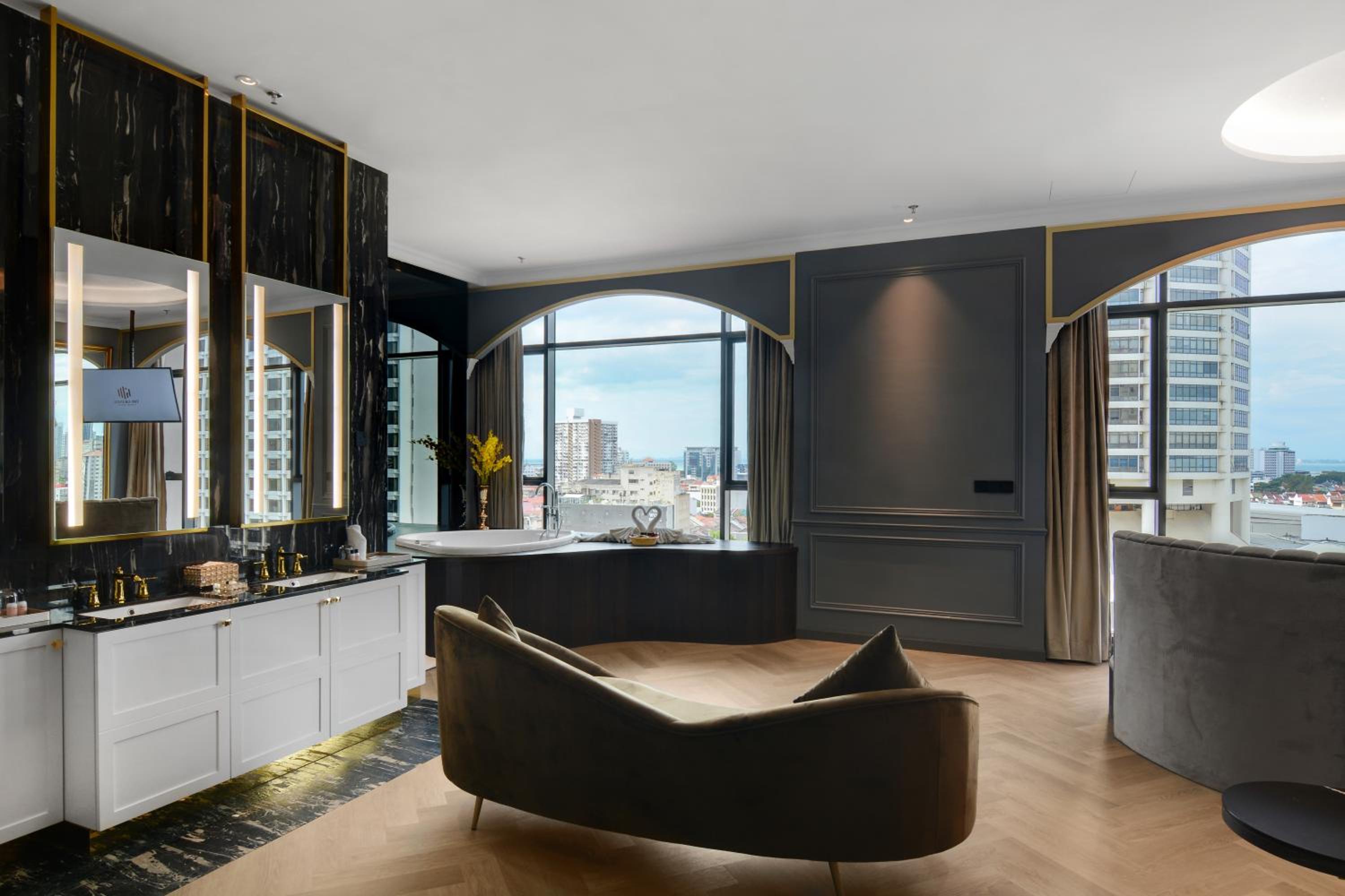 Darling Suite