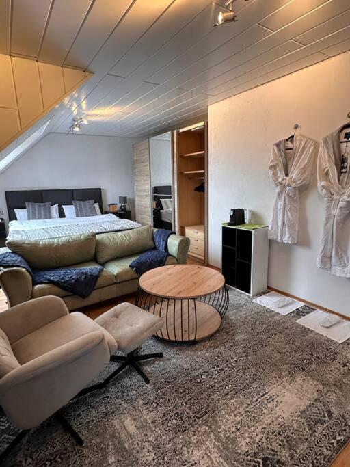 Four-Bedroom House photo 1