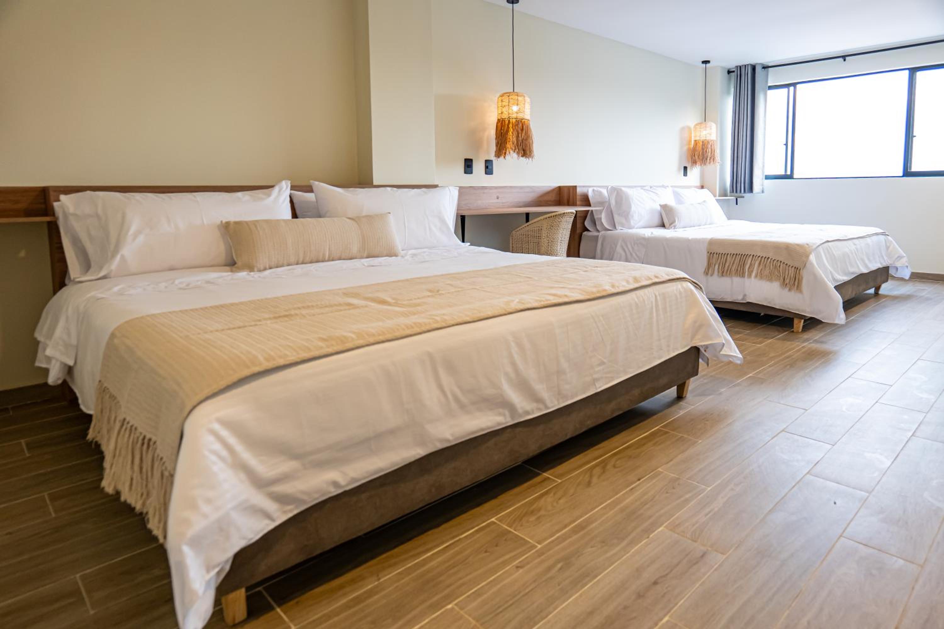Quadruple Room with Mountain View photo 1