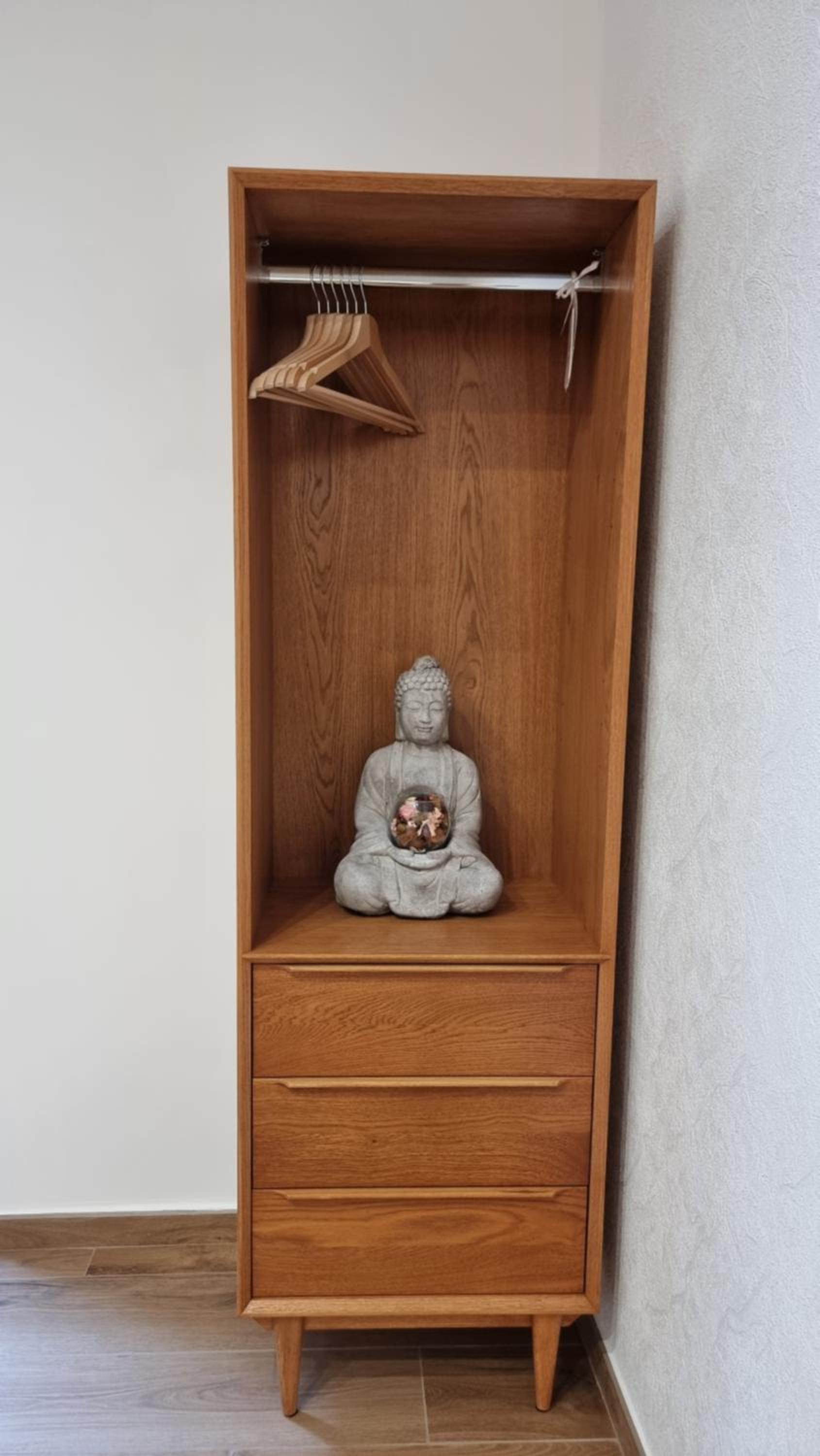 Deluxe King Room - Photo 9