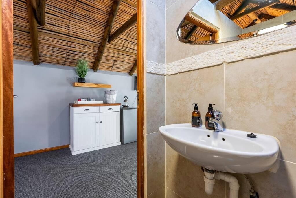 Three-Bedroom House - Photo 11