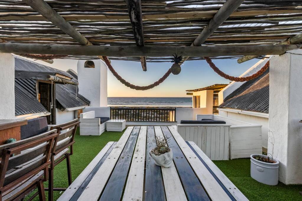 Three-Bedroom House - Photo 89