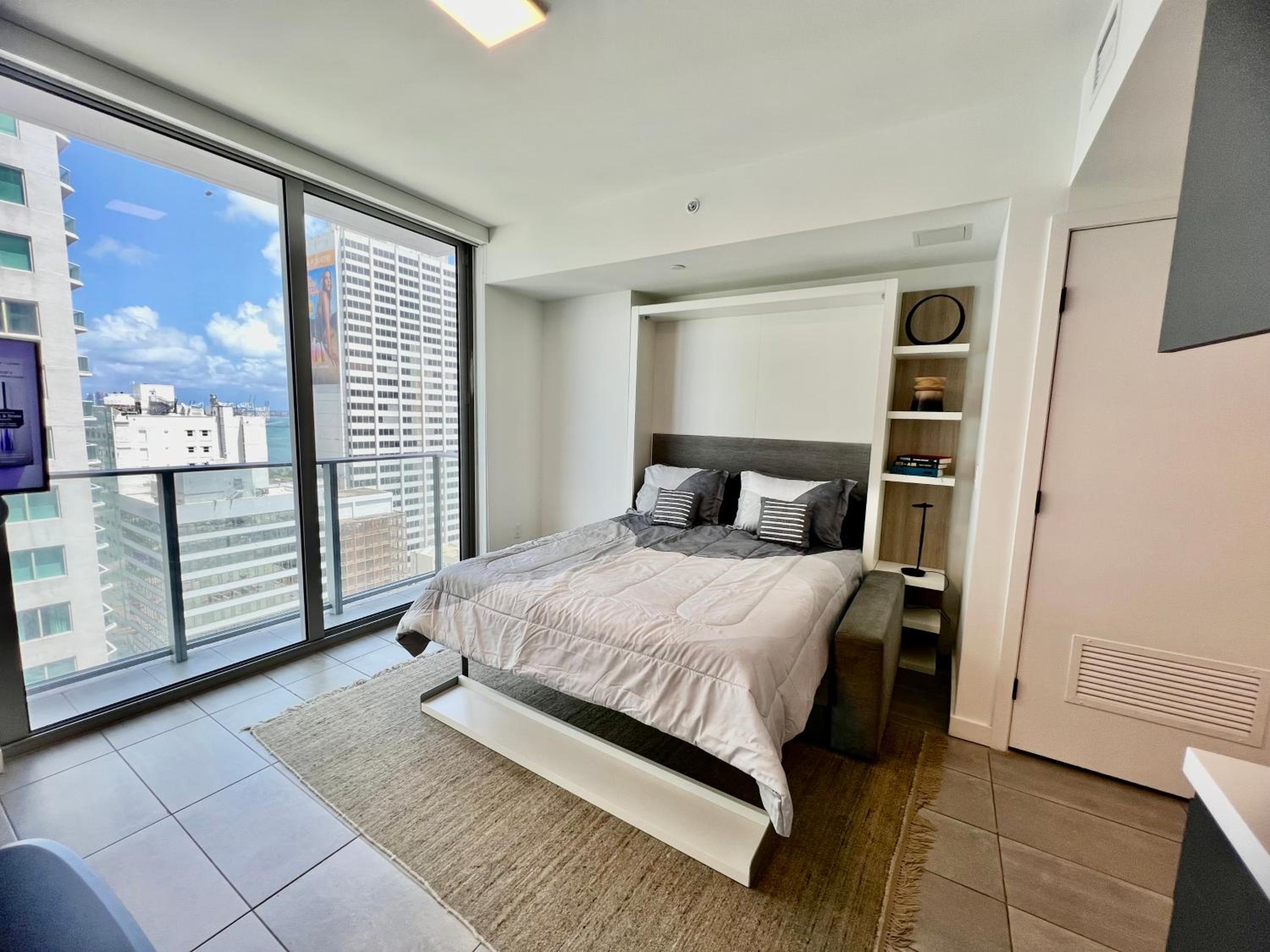 Apartment photo 1