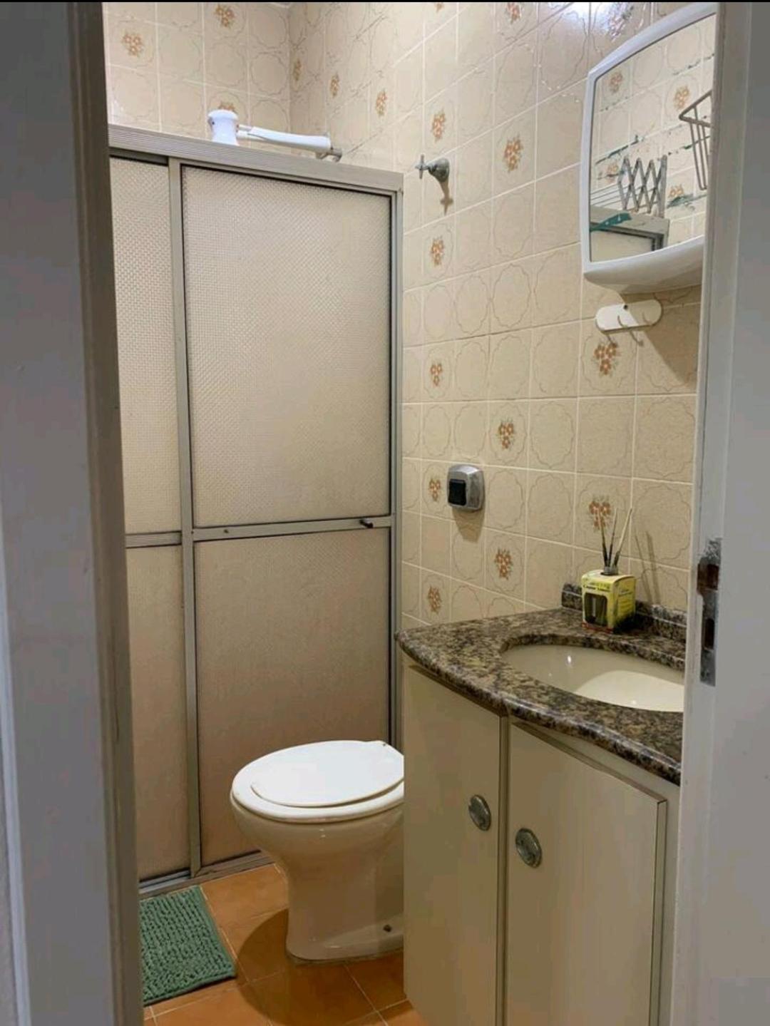 One-Bedroom Apartment with City View photo 2