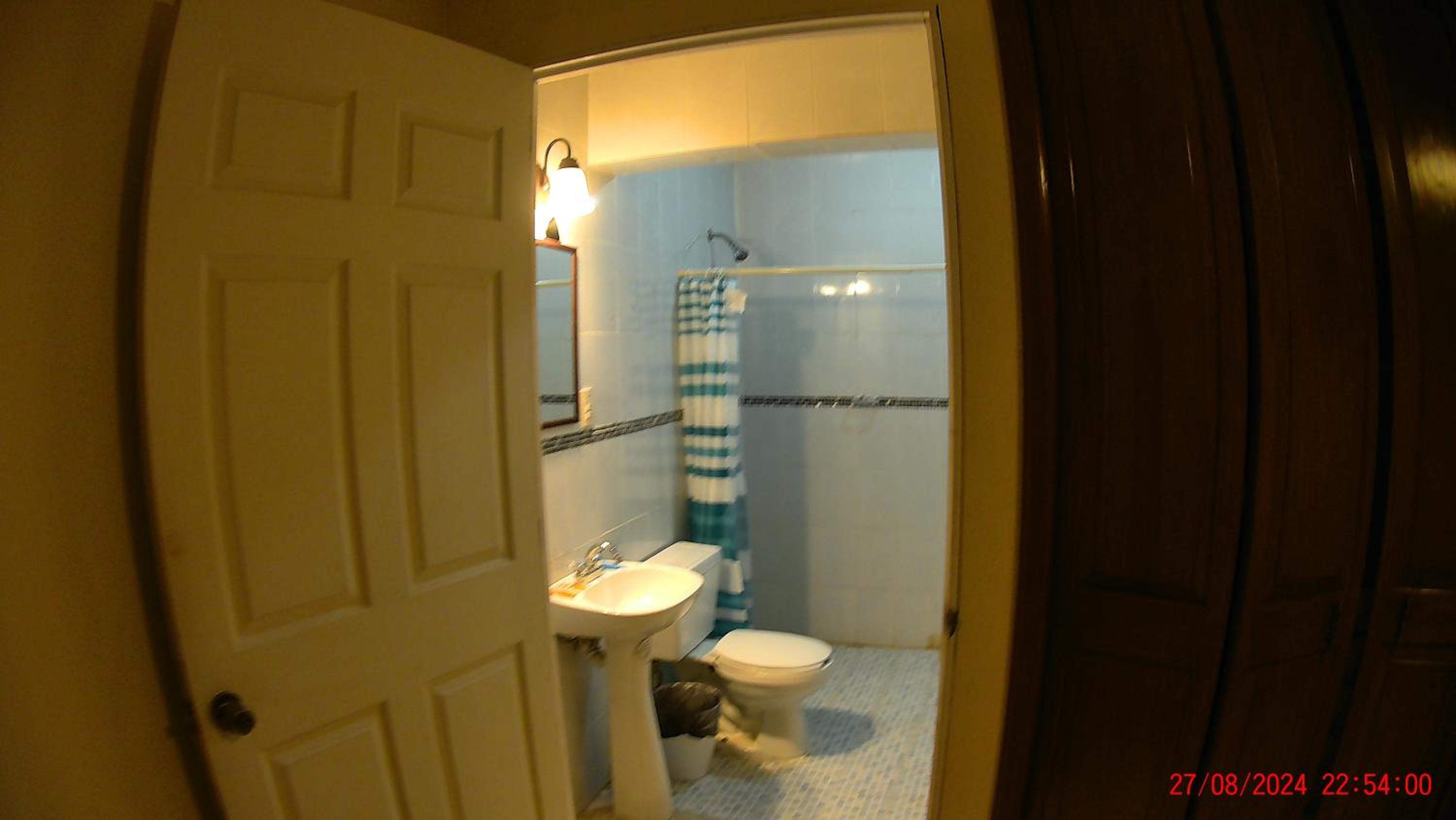 Quadruple Room with Private Bathroom photo 3
