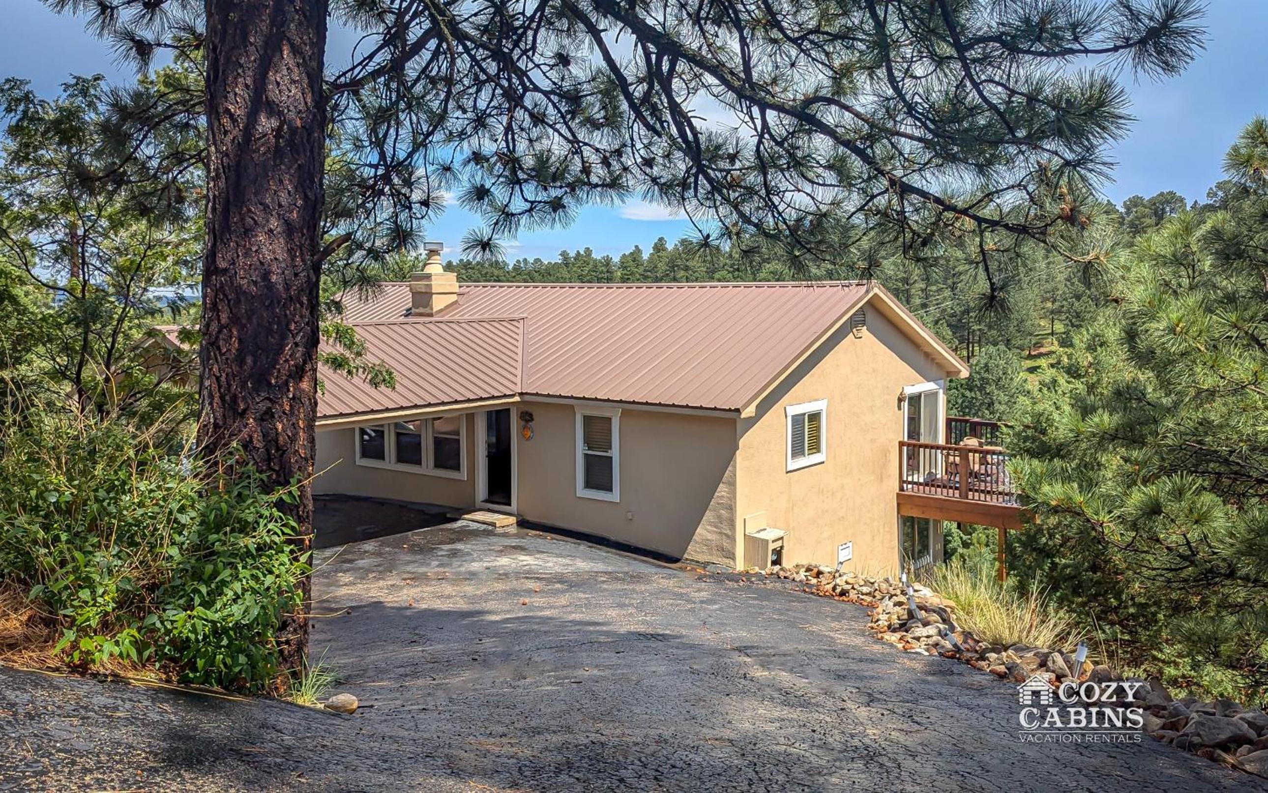 Four-Bedroom Vacation Home photo 2
