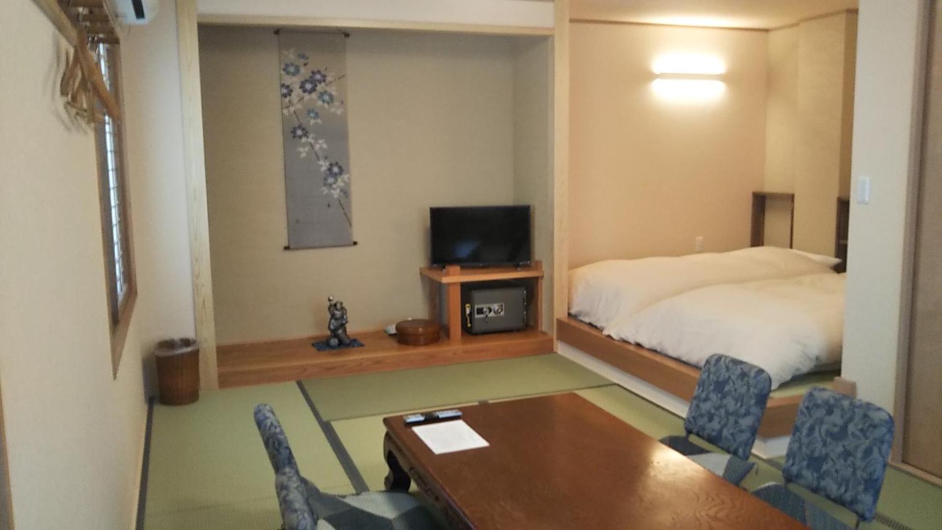Japanese-Style Quadruple Room - Photo 3