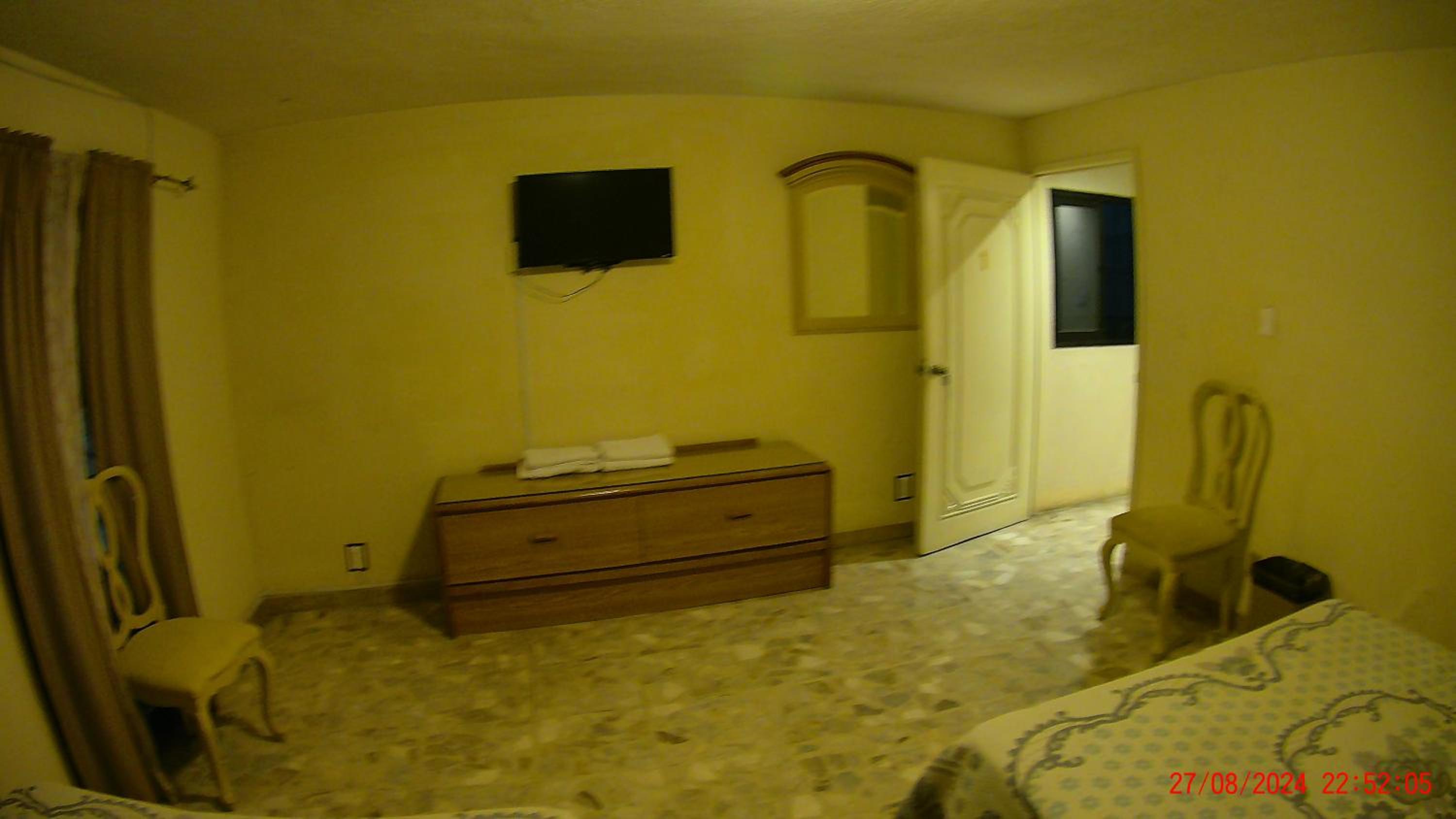 Standard Twin Room photo 3