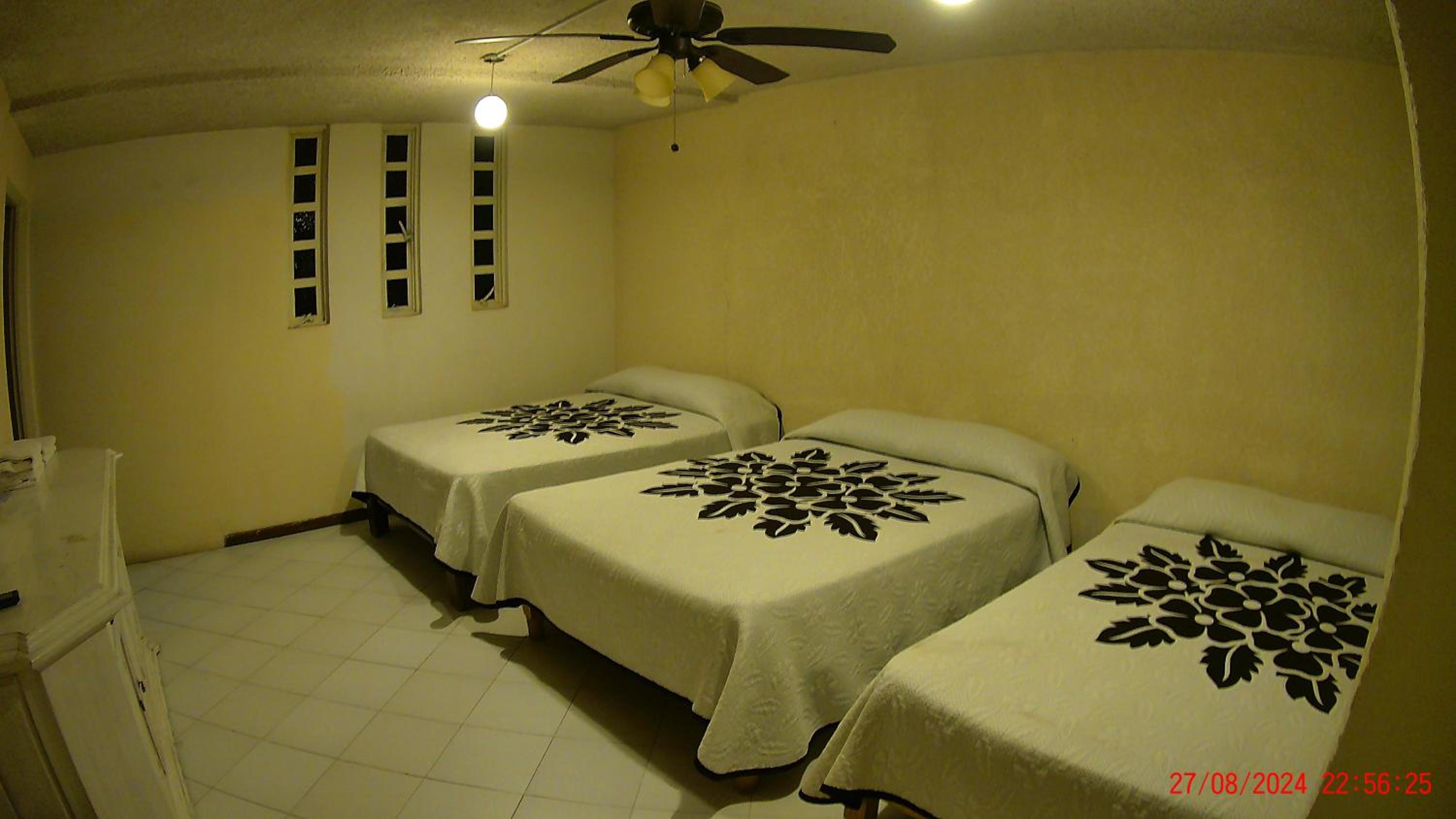 Family Room with Private Bathroom photo 1