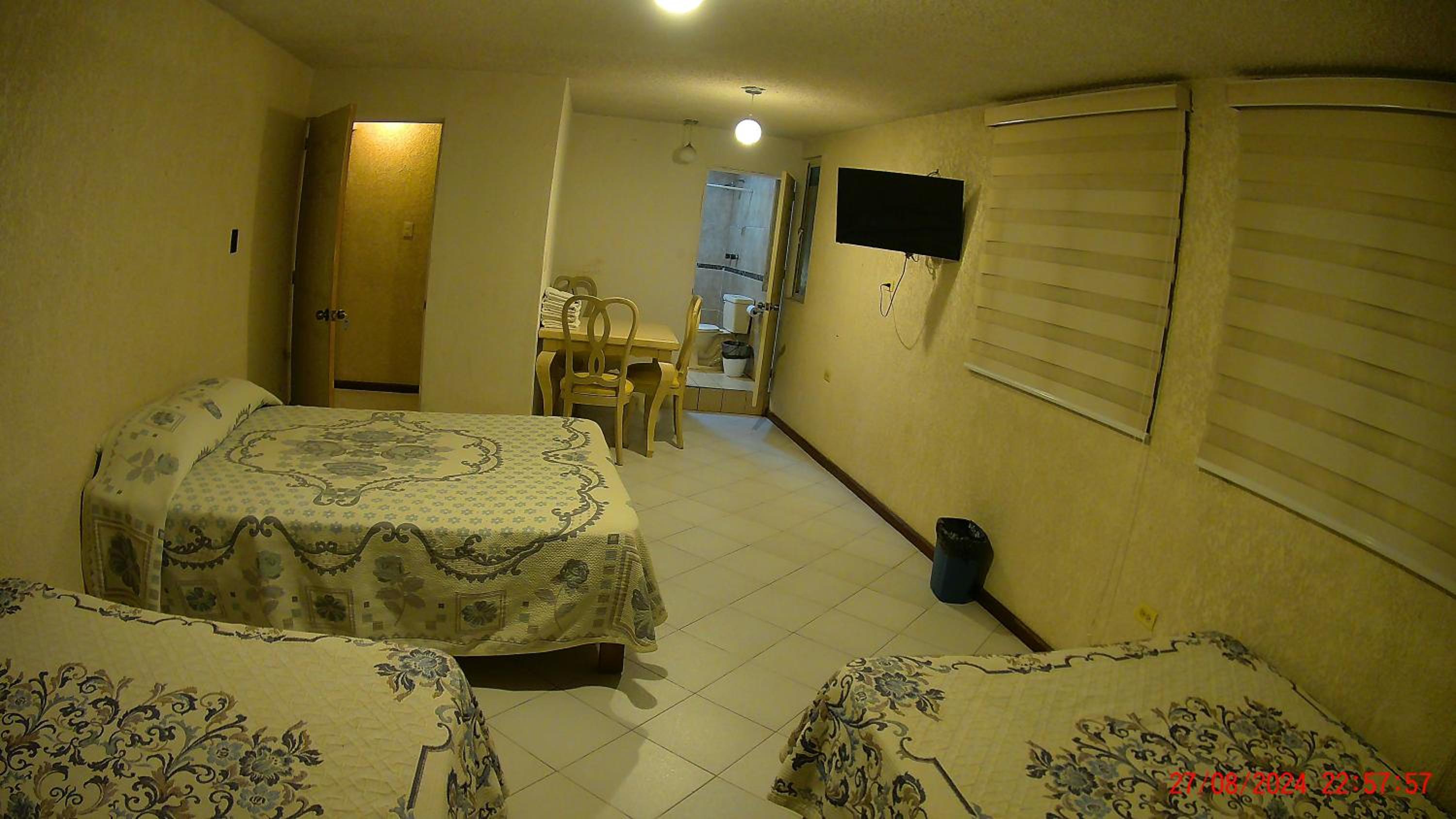 Superior Family Room photo 1