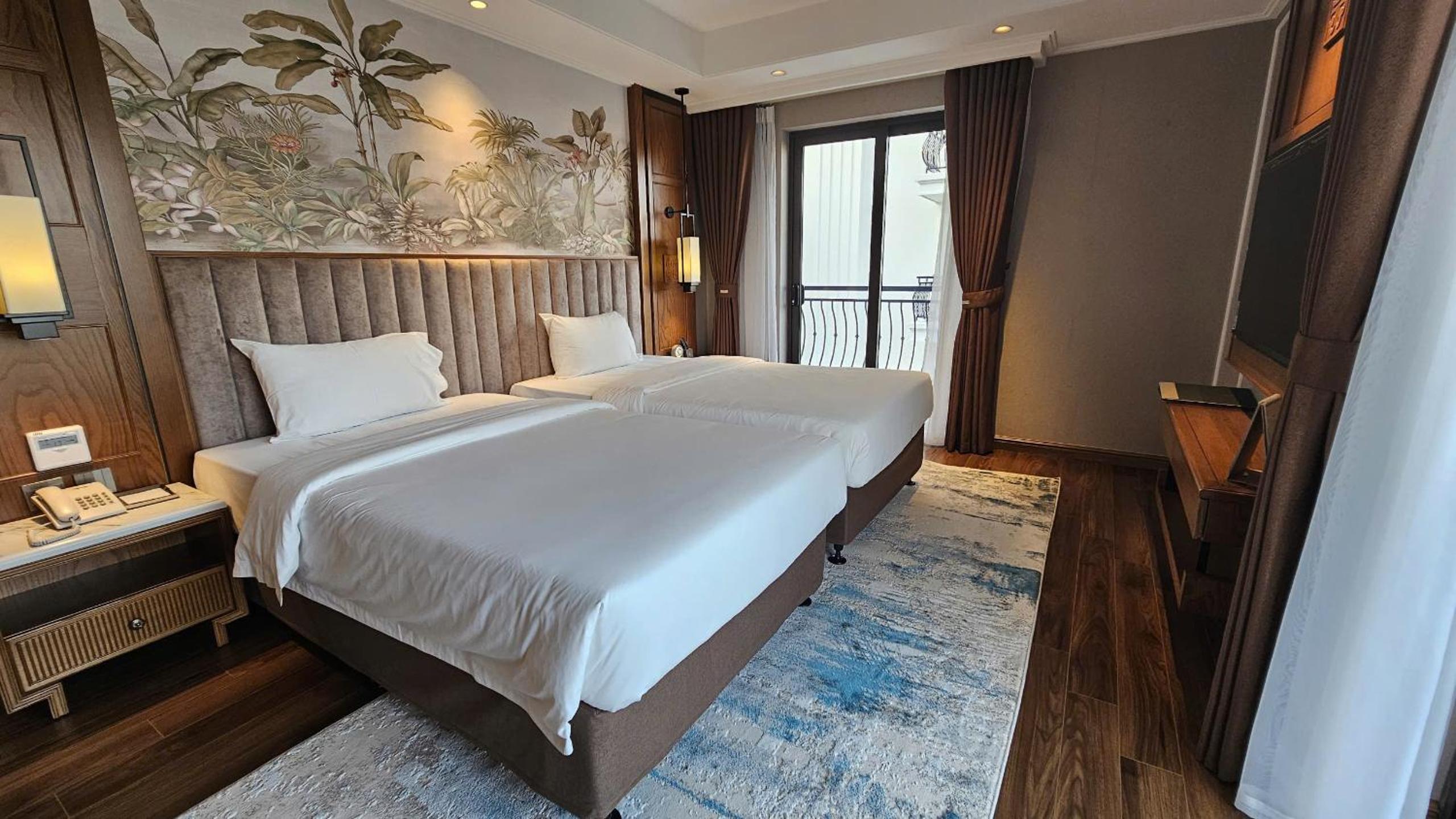 Deluxe Twin Room - Photo 3