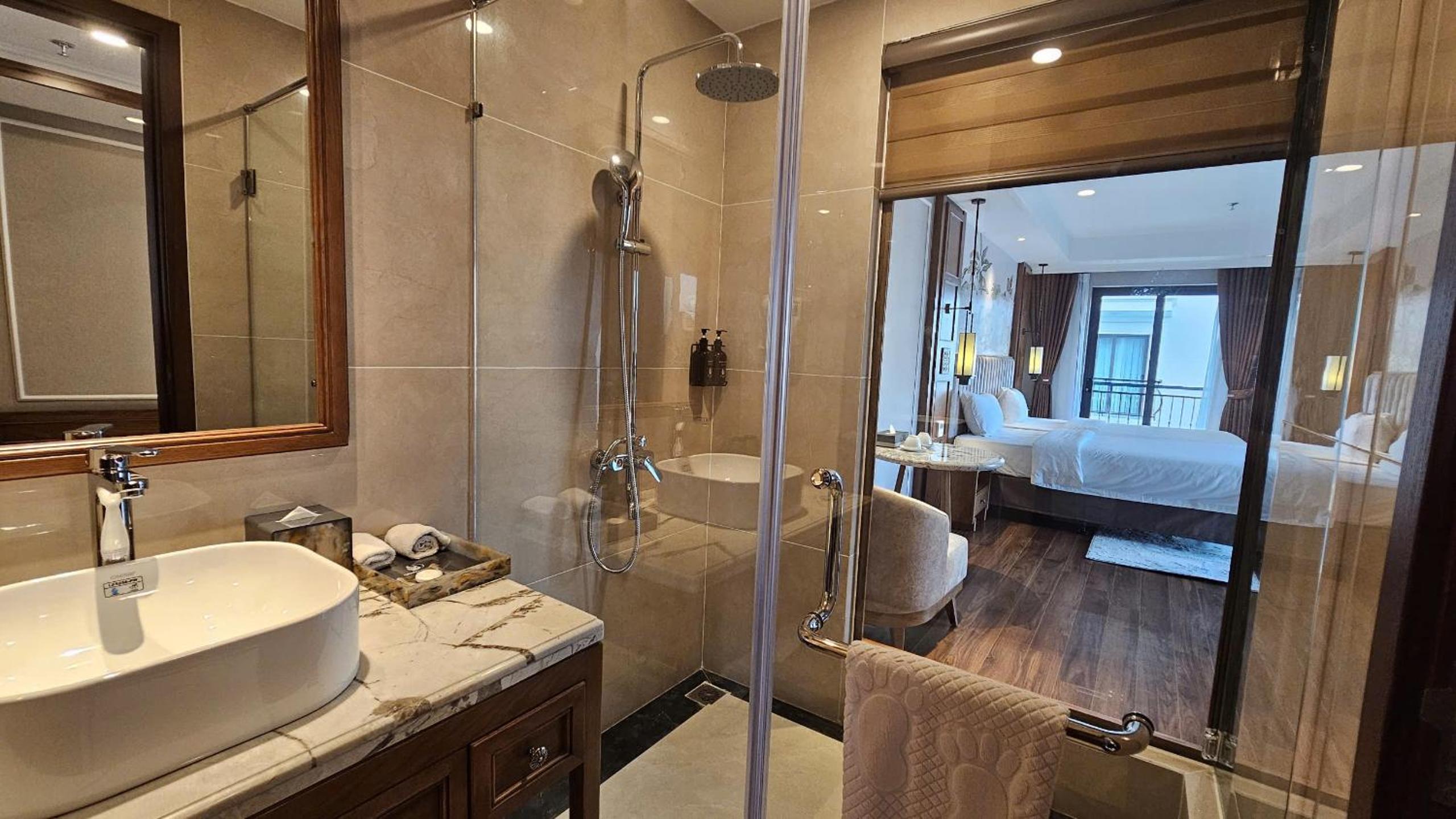 Deluxe Twin Room - Photo 4