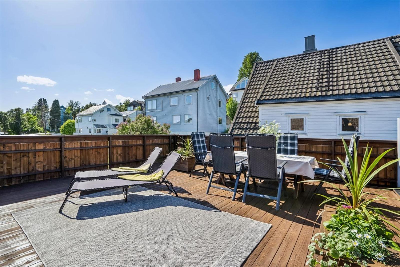 Address: Bjørnøygata 15- Villa photo 2