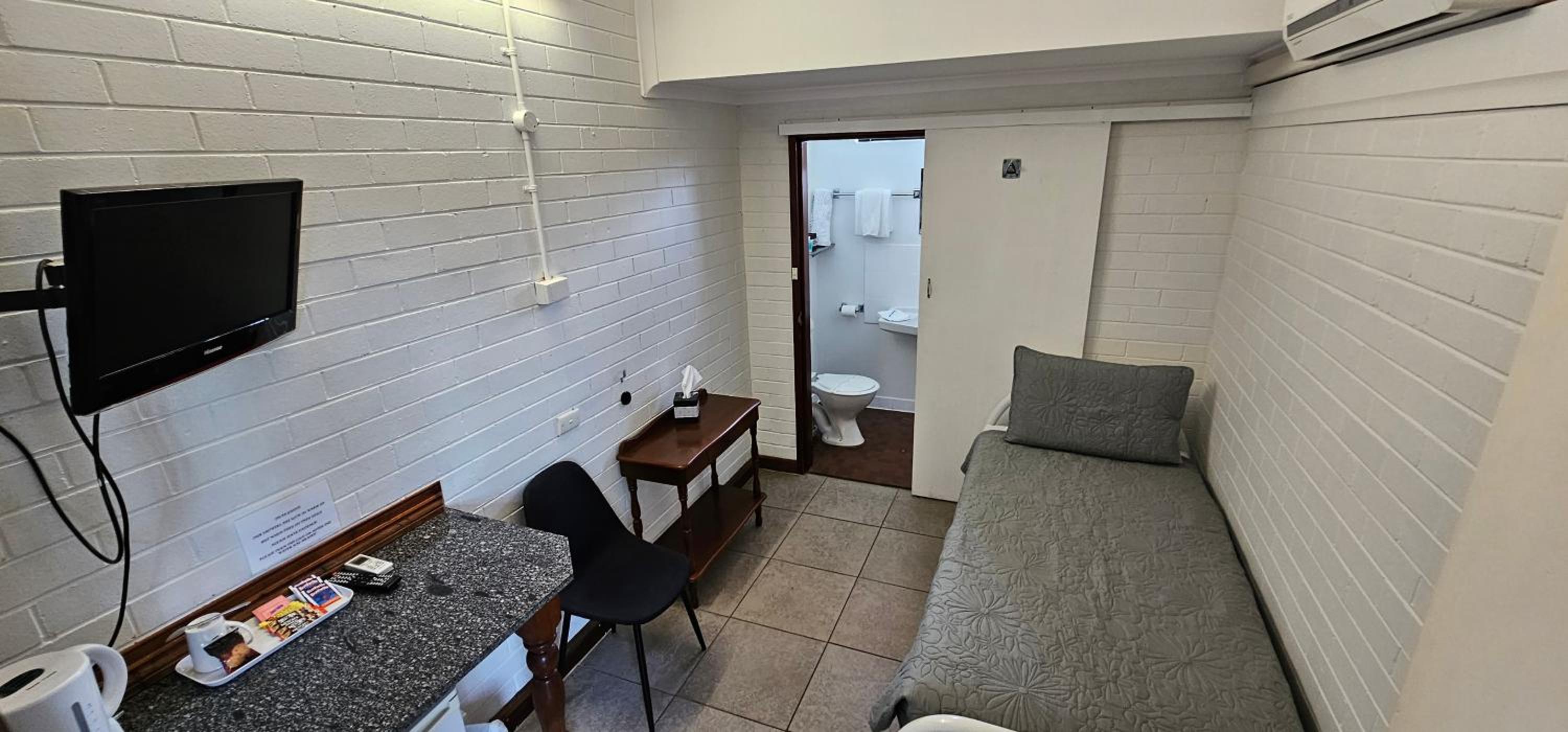 Single Room photo 1