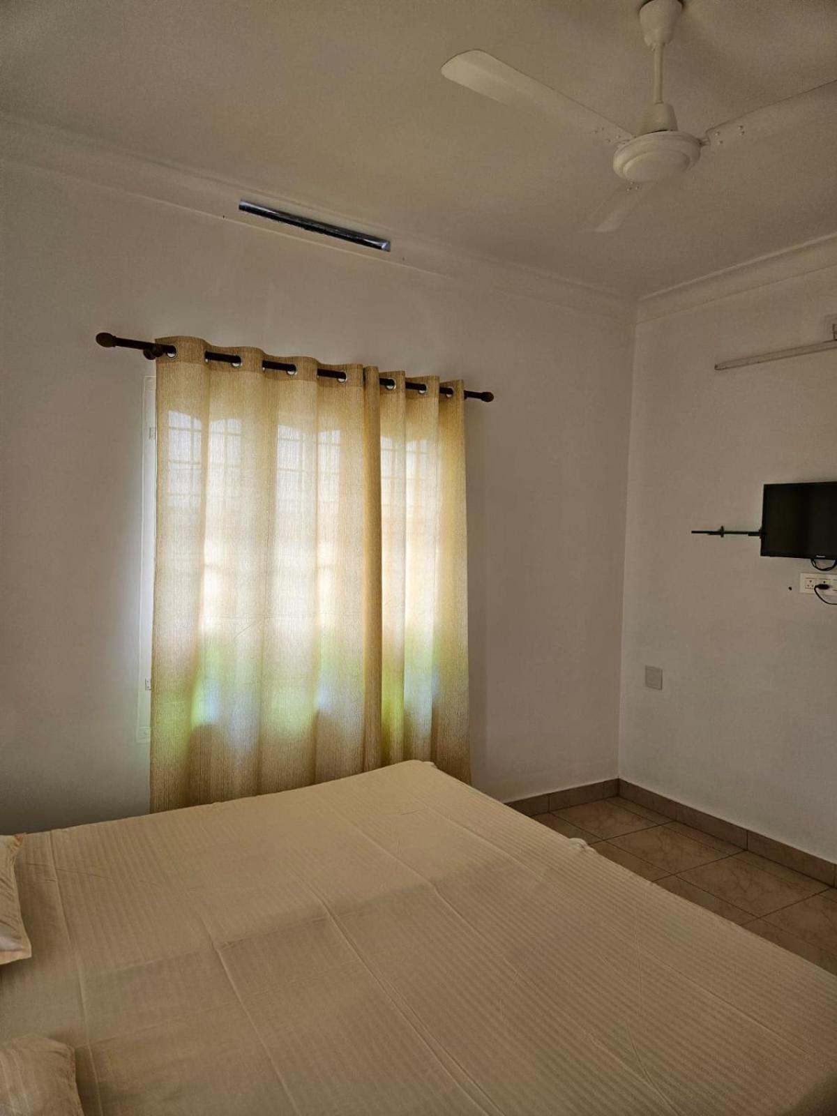 Double Room with Private Bathroom photo 3