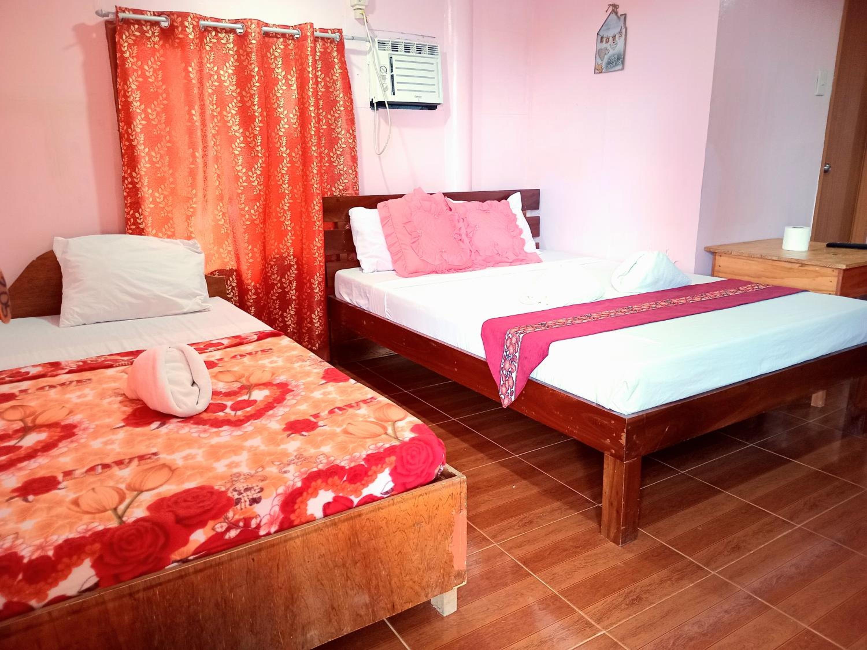 Triple Room - Photo 1